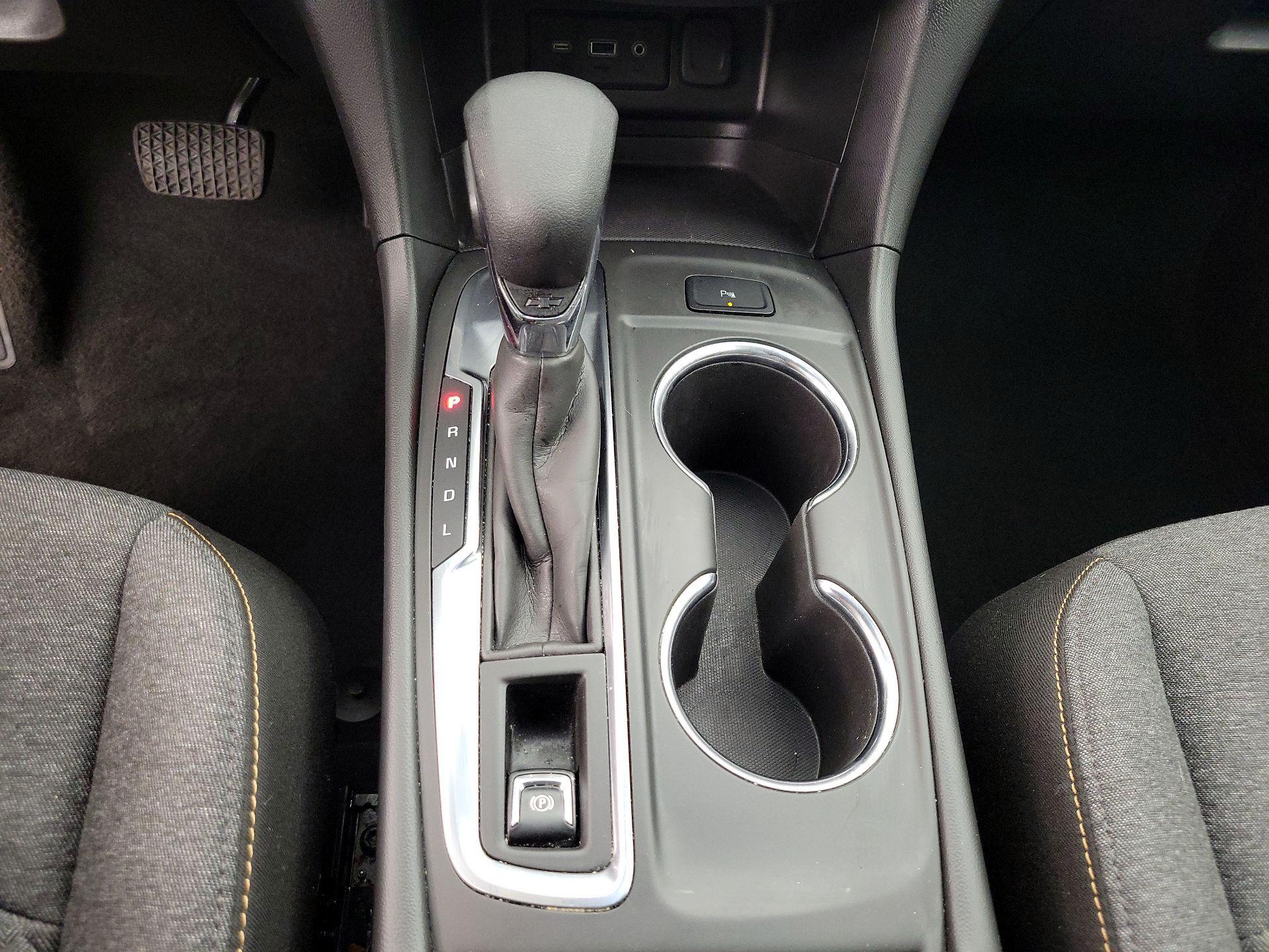 Thumbnail: 2022 Chevrolet Equinox - 17