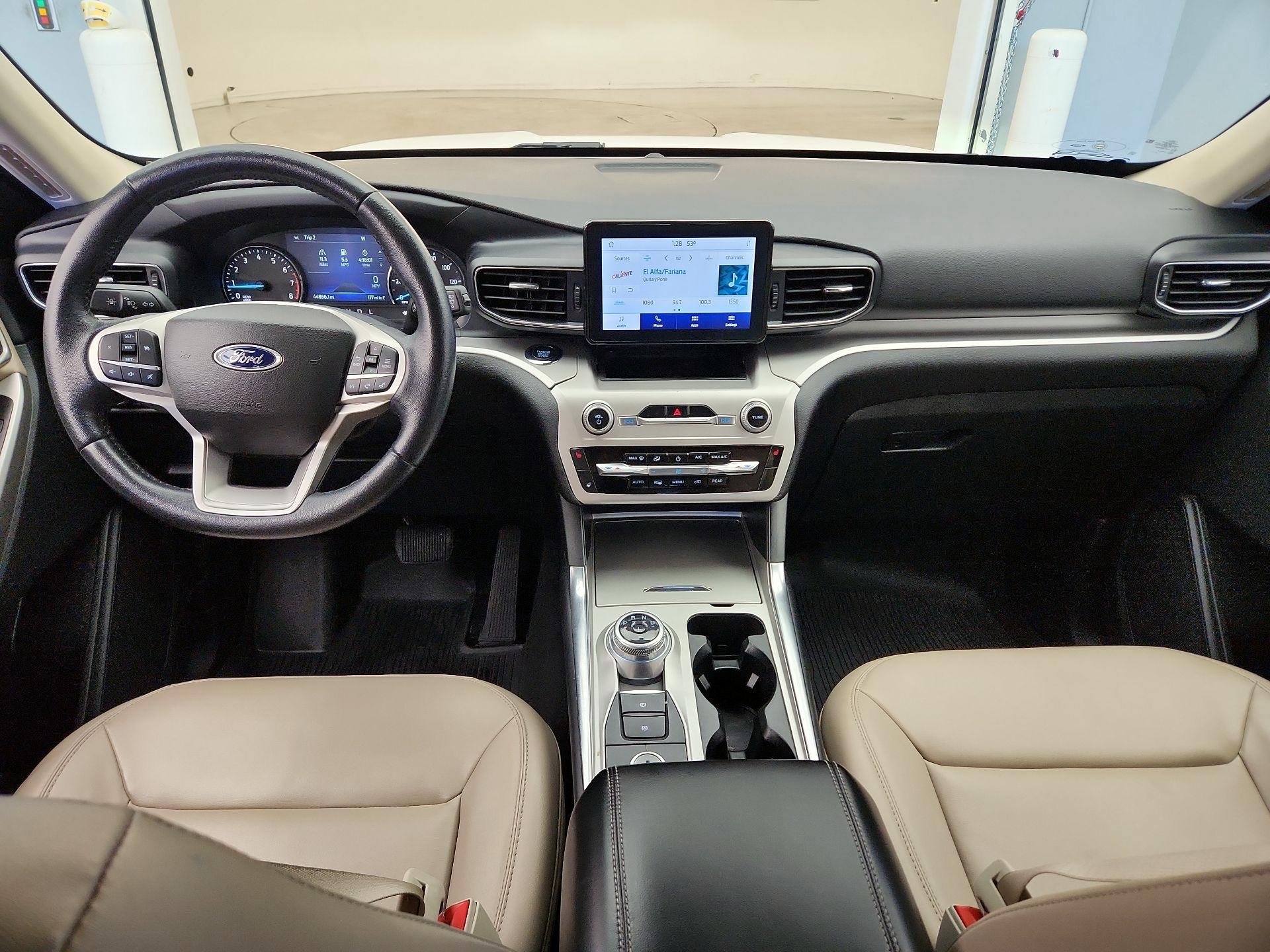 Thumbnail: 2022 Ford Explorer - 9