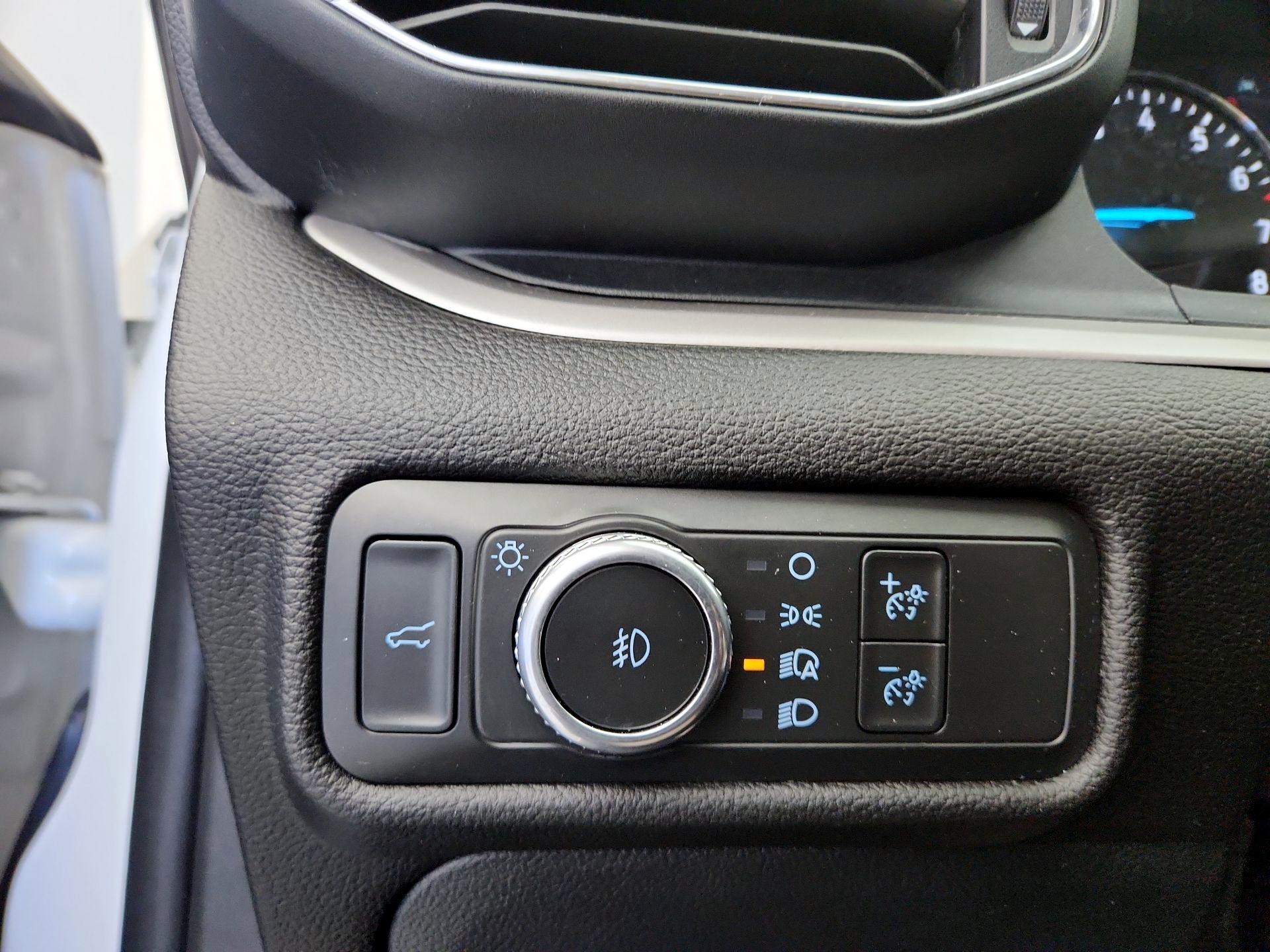 Thumbnail: 2022 Ford Explorer - 13