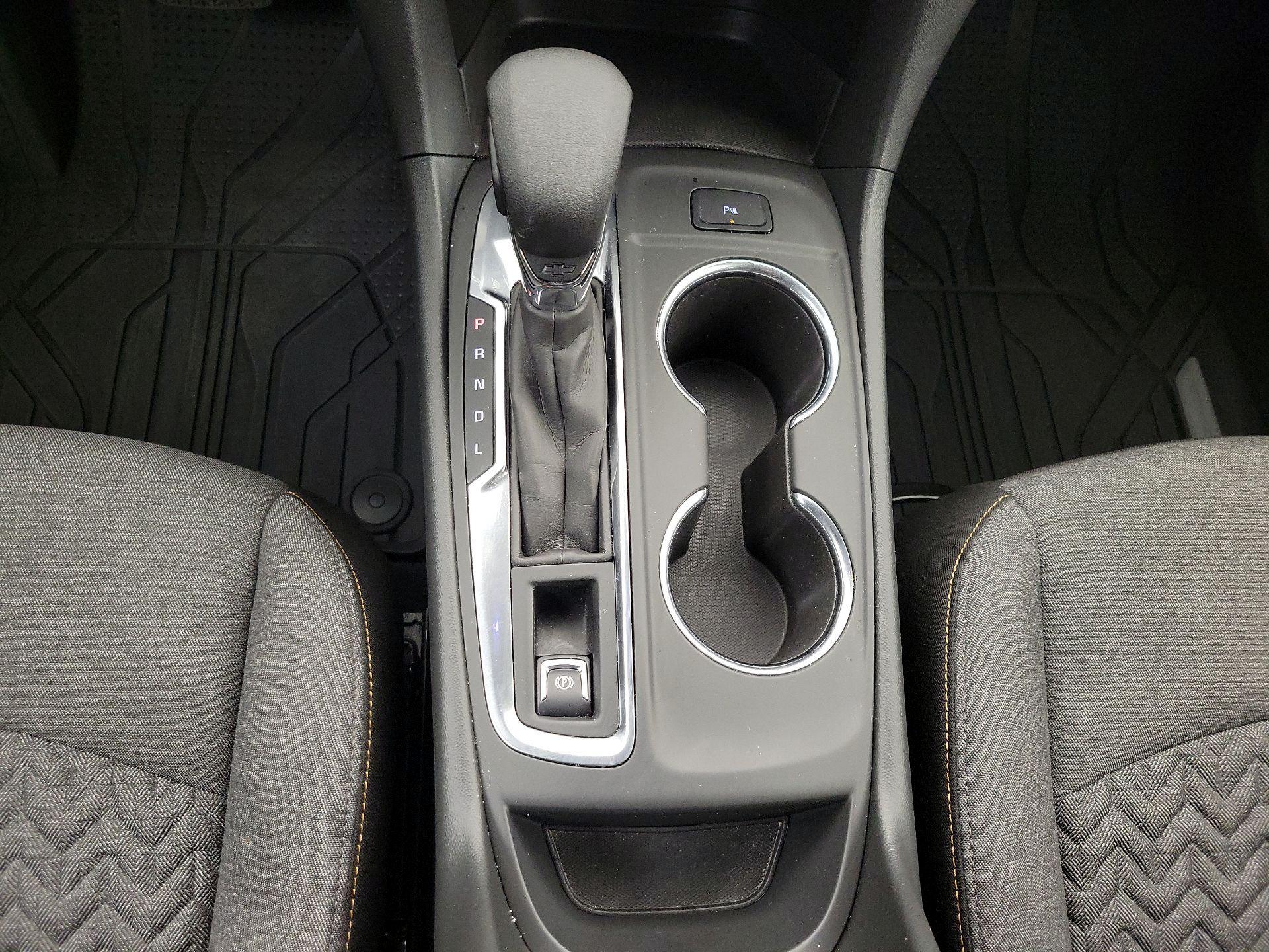 Thumbnail: 2022 Chevrolet Equinox - 17