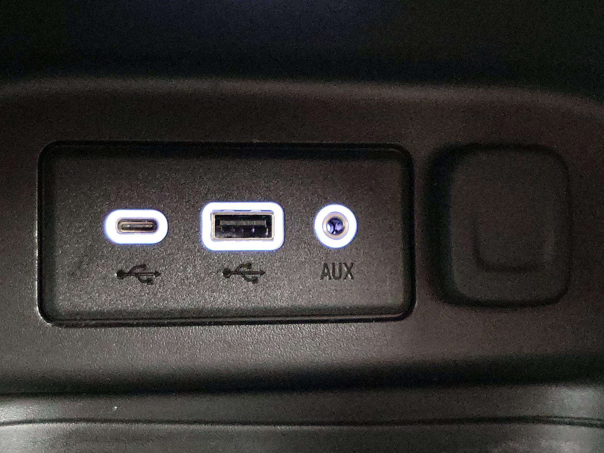 Thumbnail: 2022 Chevrolet Equinox - 18