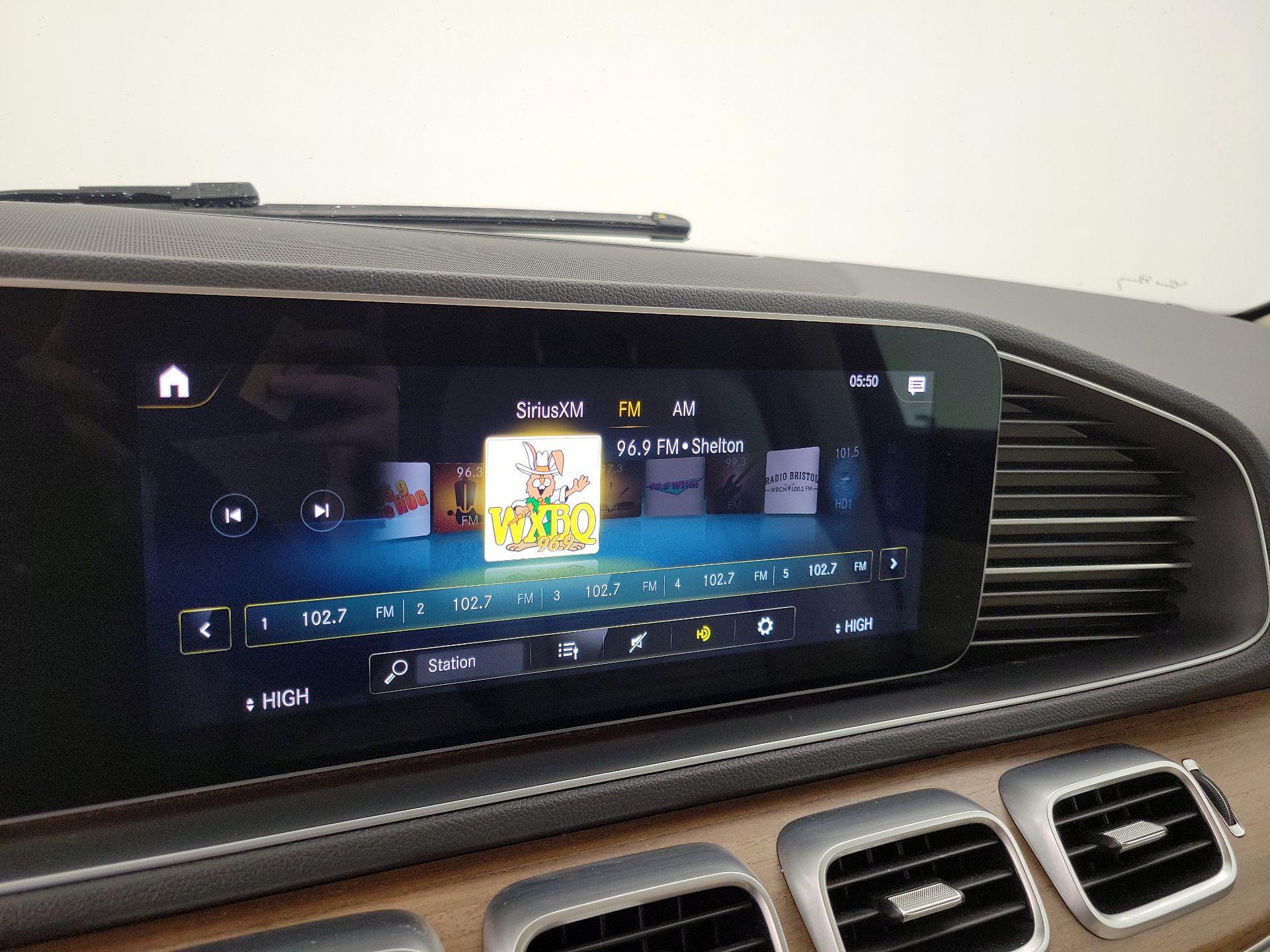 Thumbnail: 2023 Mercedes-Benz GLE - 16