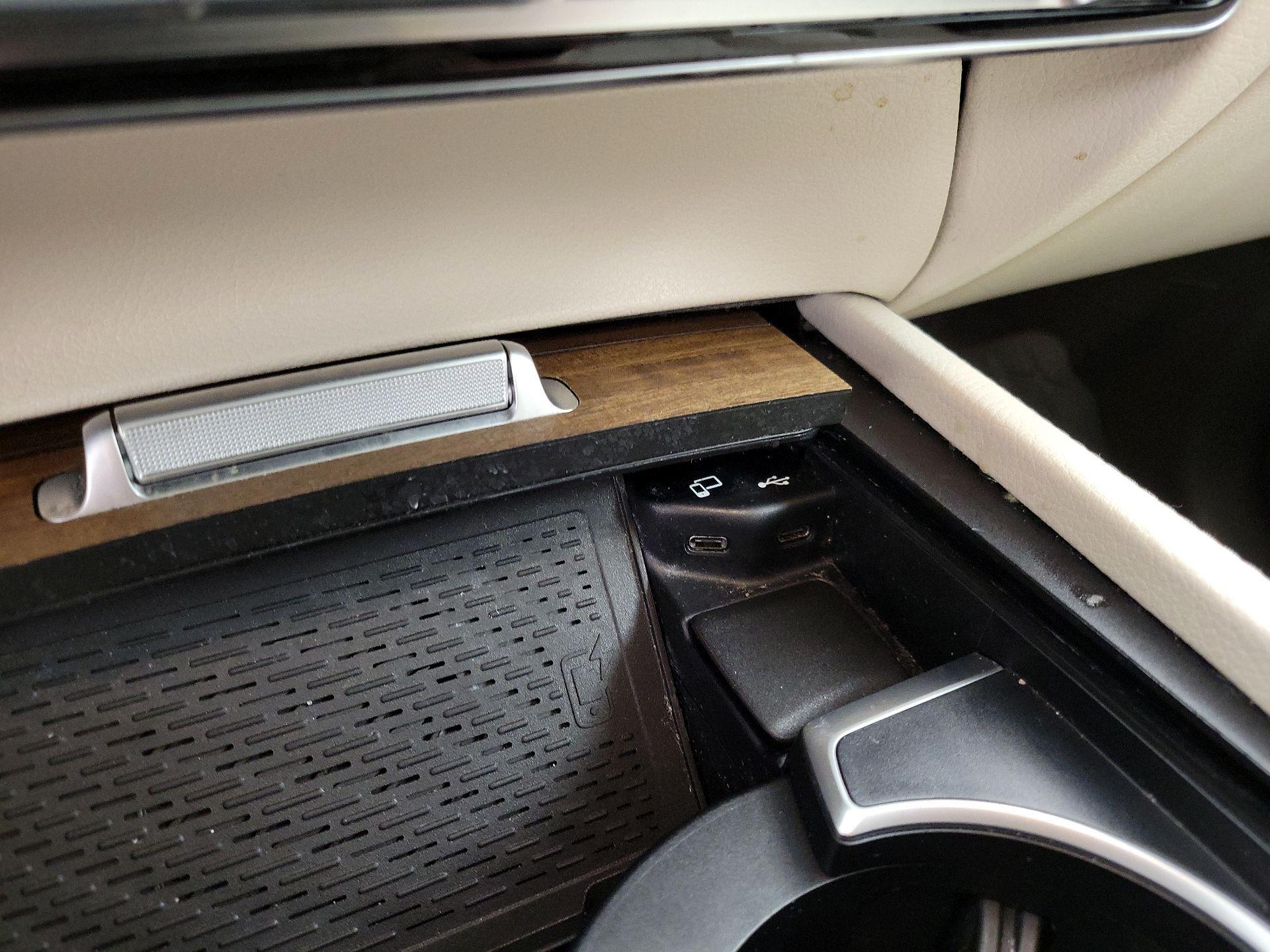 Thumbnail: 2023 Mercedes-Benz GLE - 19