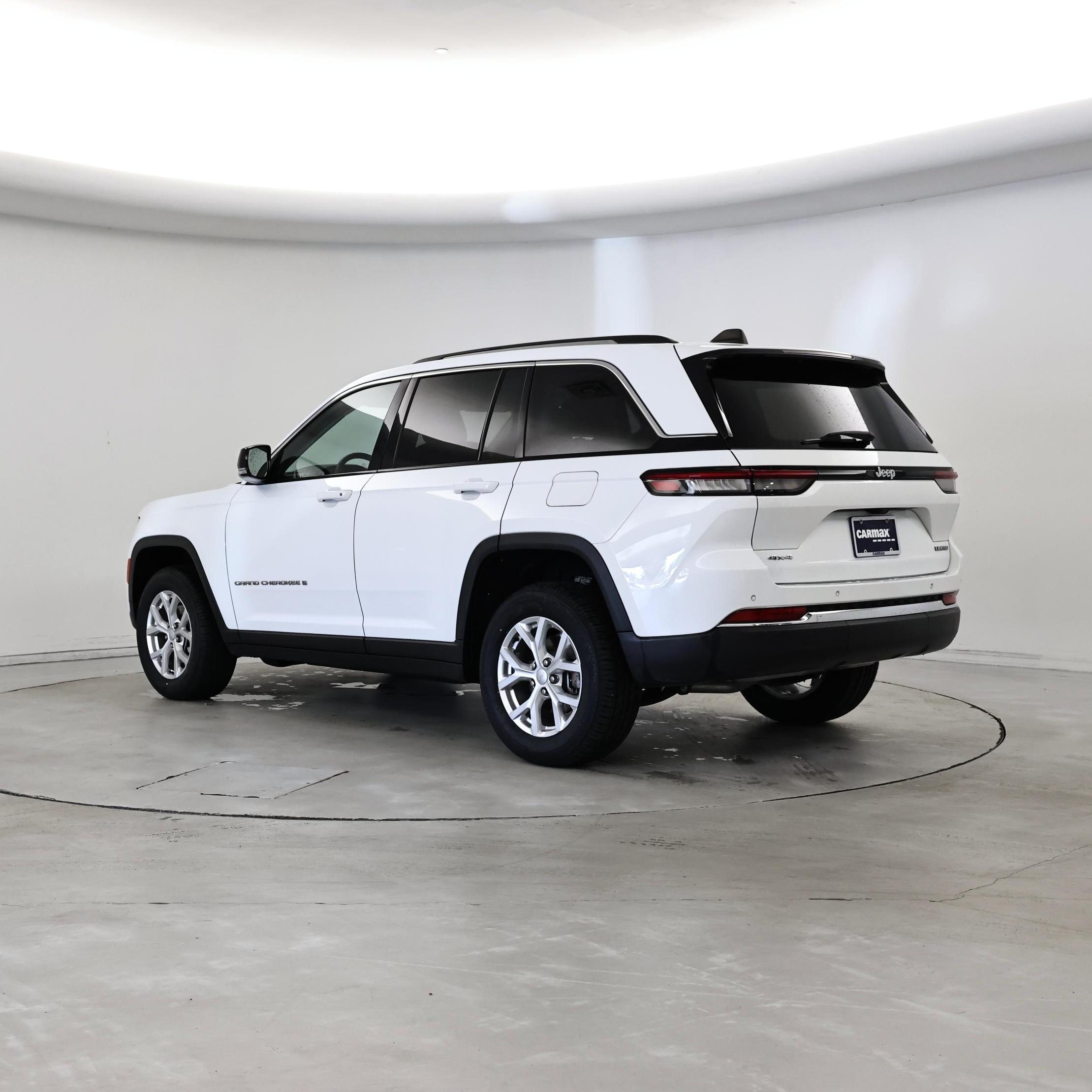 Thumbnail: 2023 Jeep Grand Cherokee - 2