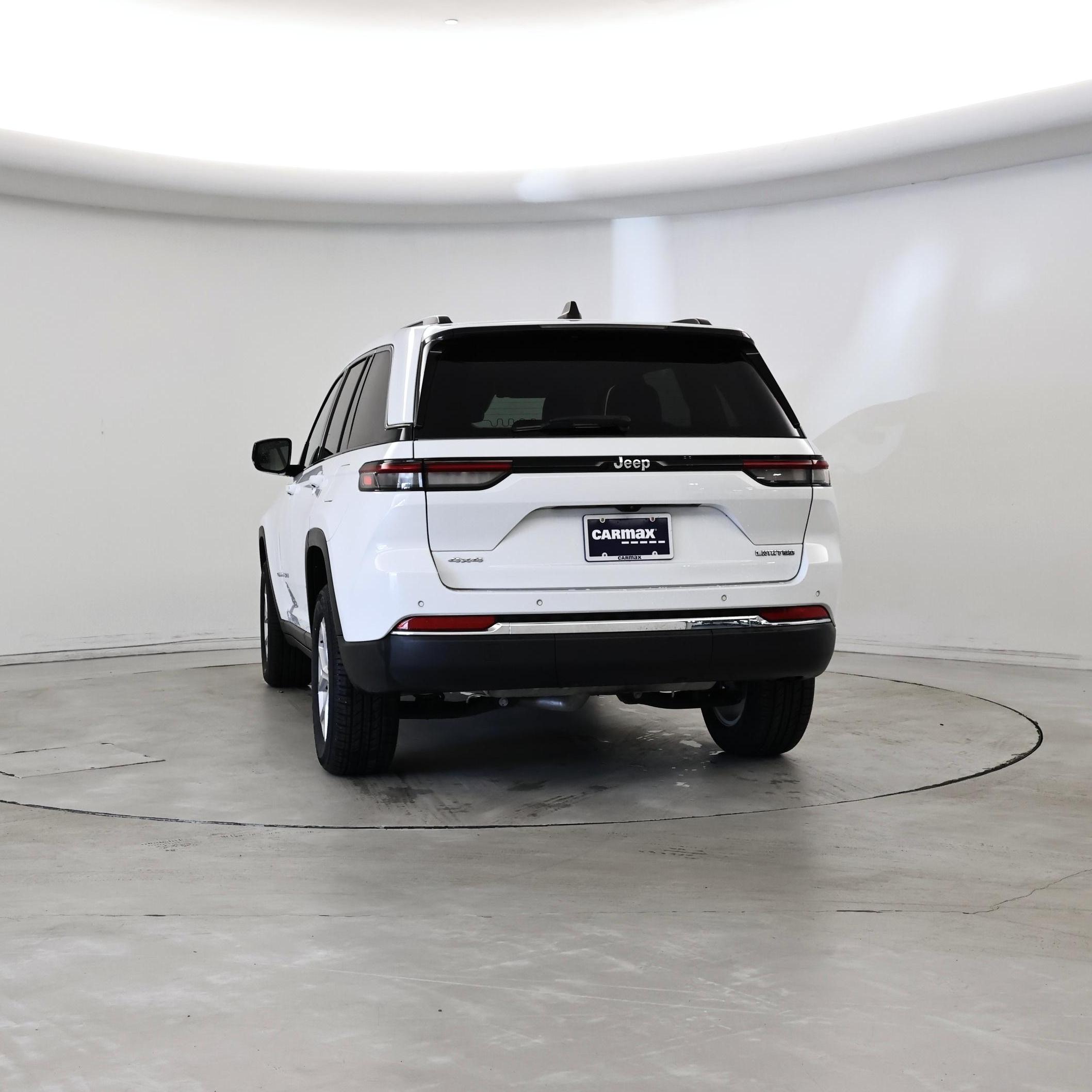 Thumbnail: 2023 Jeep Grand Cherokee - 6