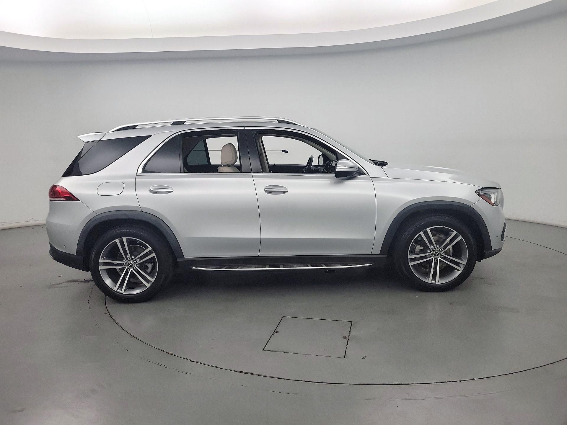 Thumbnail: 2021 Mercedes-Benz GLE - 4
