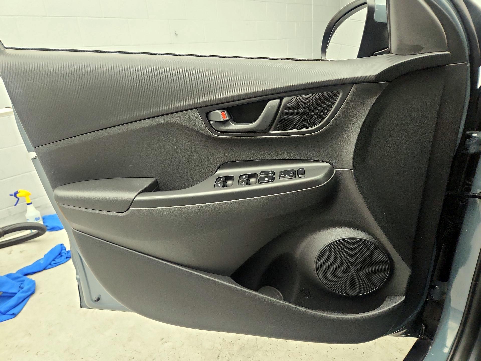 Thumbnail: 2022 Hyundai Kona - 12