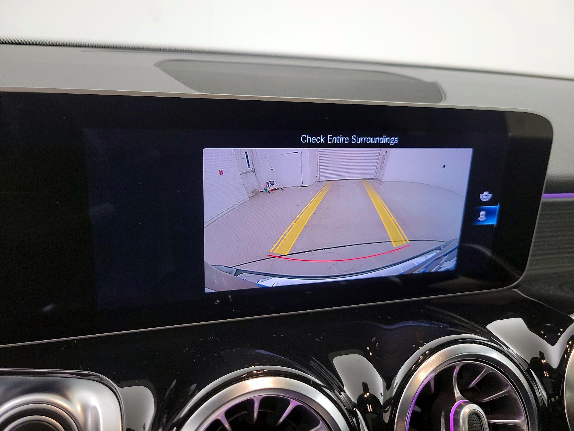 Thumbnail: 2021 Mercedes-Benz GLB - 14