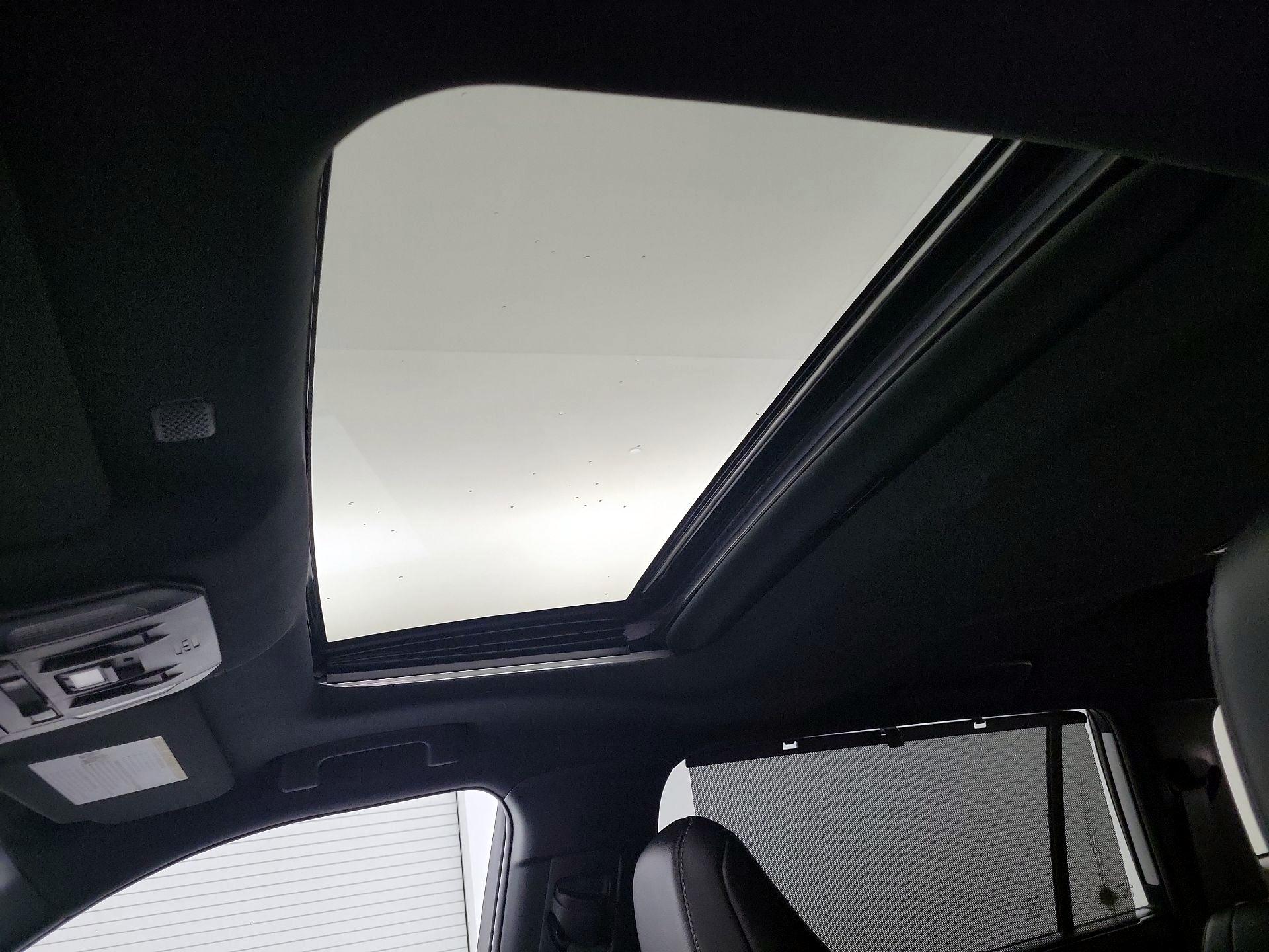 Thumbnail: 2022 Toyota Highlander - 18