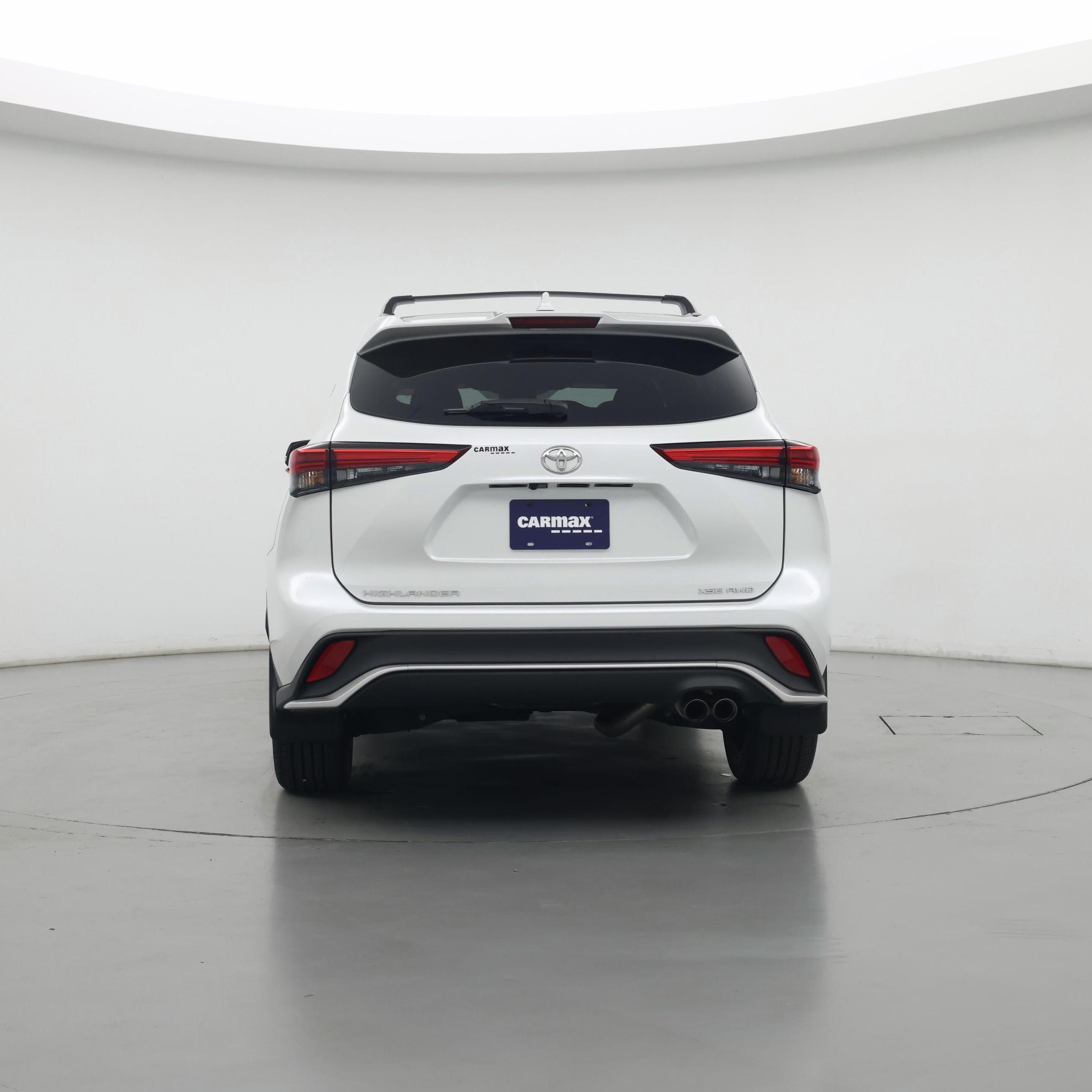 Thumbnail: 2022 Toyota Highlander - 6