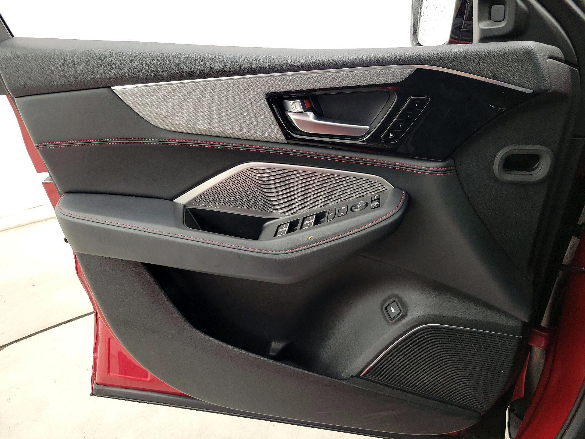 Thumbnail: 2022 Acura MDX - 12