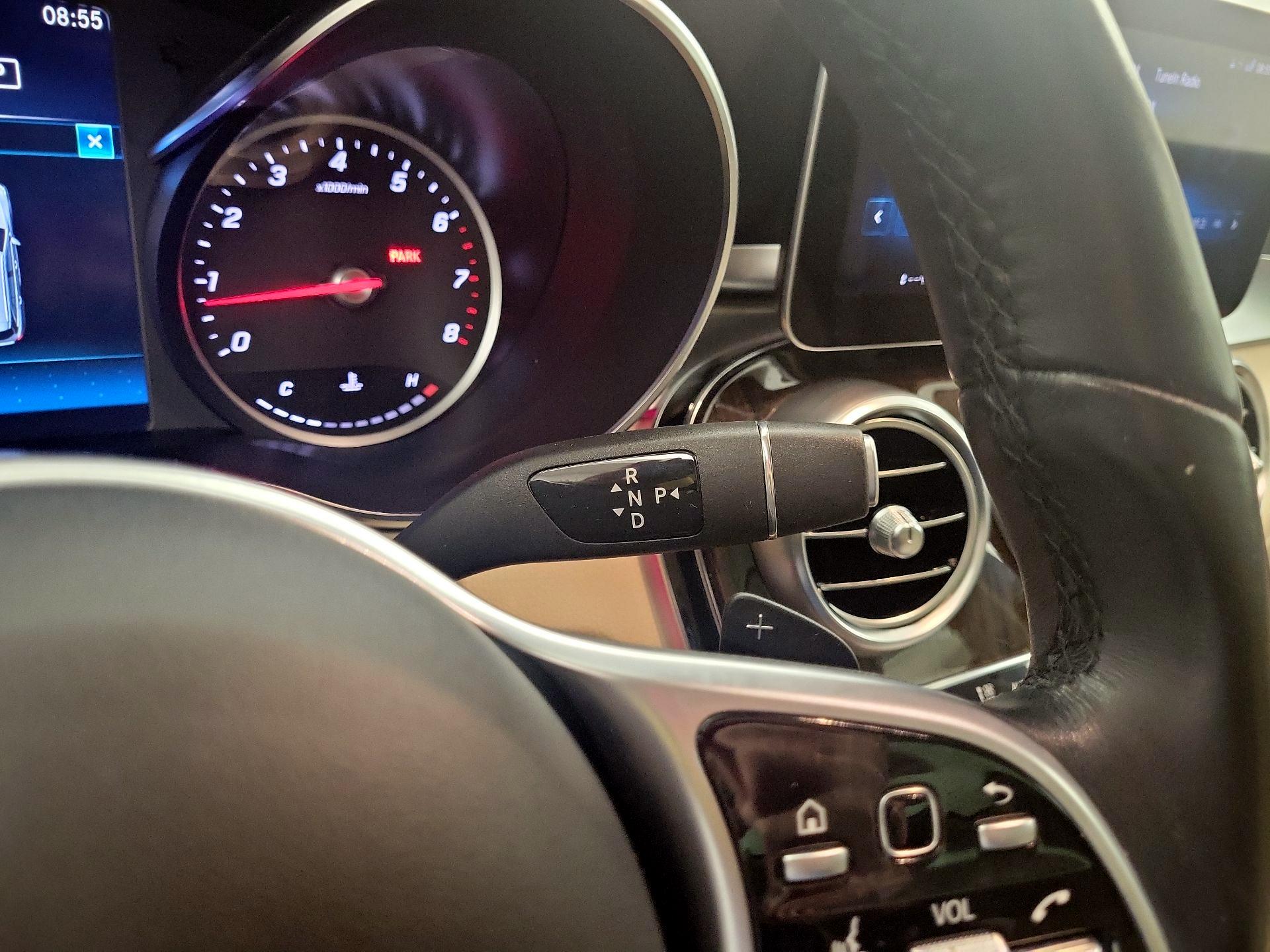 Thumbnail: 2022 Mercedes-Benz GLC - 17