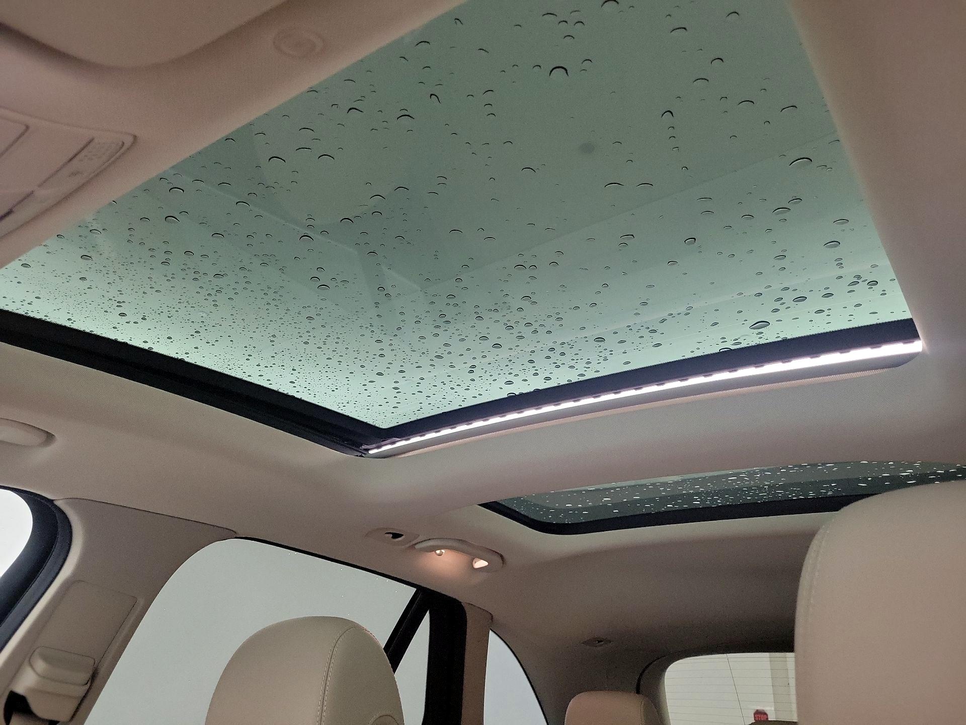 Thumbnail: 2022 Mercedes-Benz GLC - 18