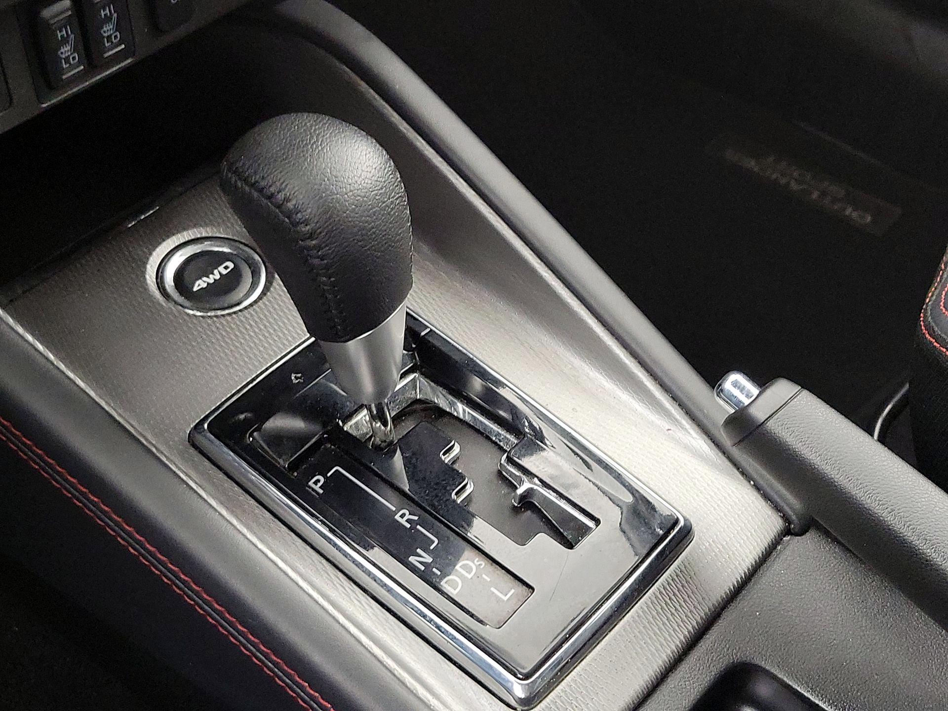 Thumbnail: 2022 Mitsubishi Outlander Sport - 17