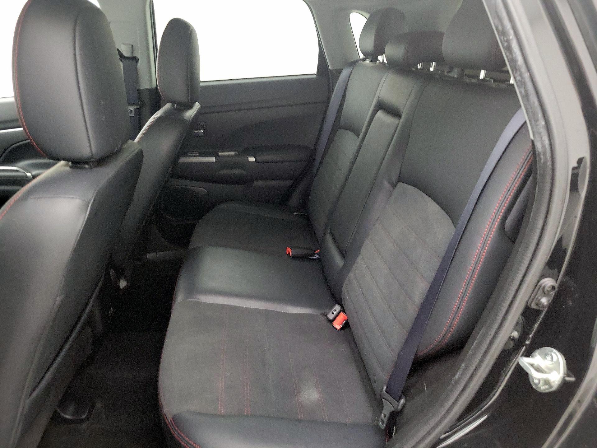 Thumbnail: 2022 Mitsubishi Outlander Sport - 19