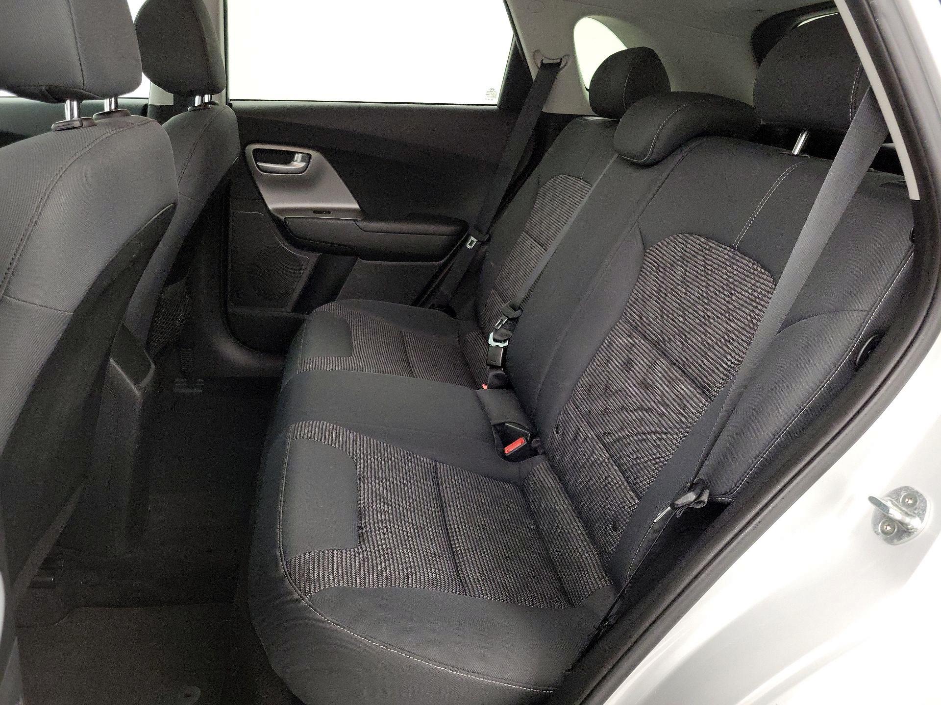 Thumbnail: 2020 Kia Niro - 19