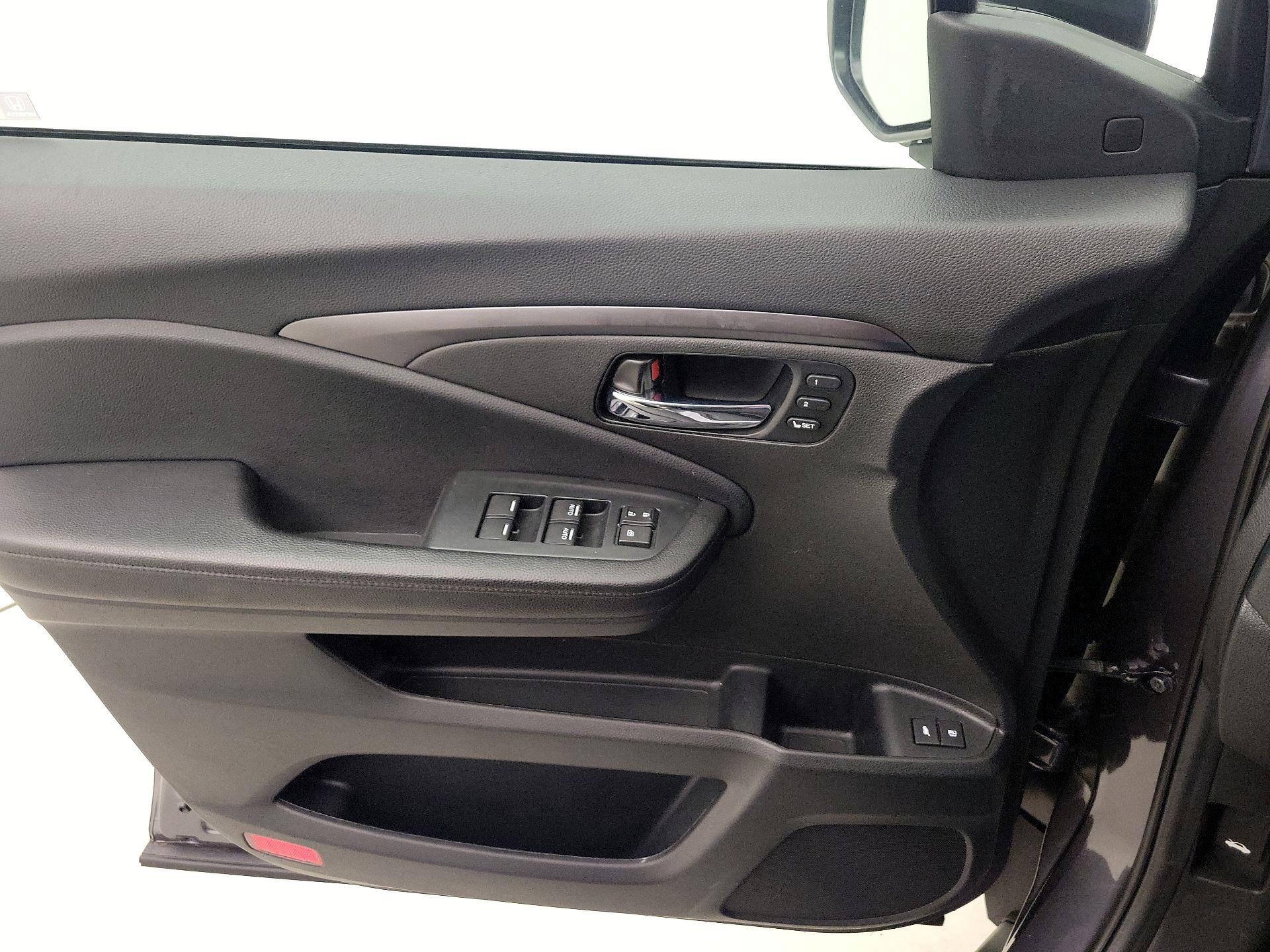 Thumbnail: 2022 Honda Pilot - 12