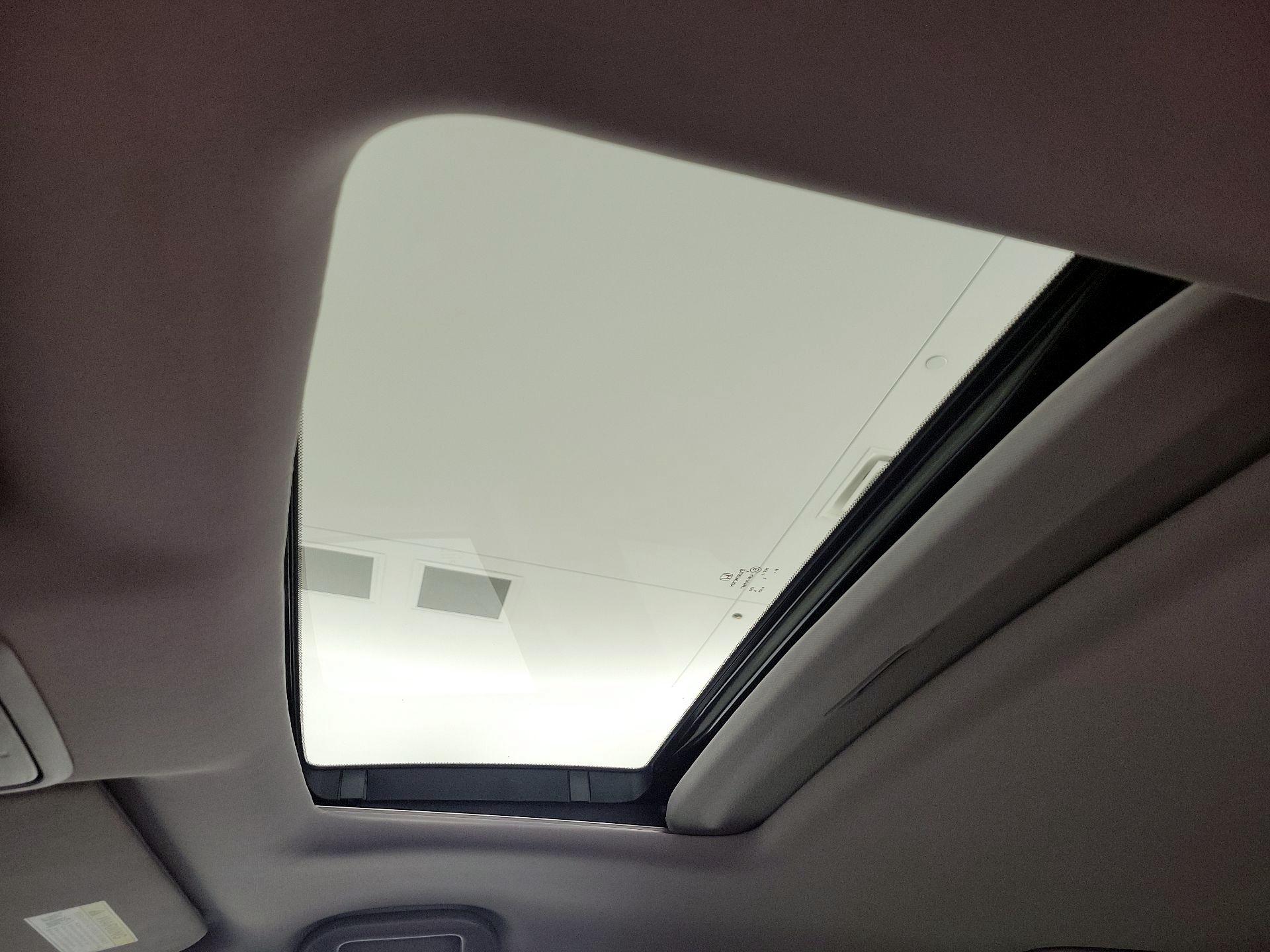 Thumbnail: 2022 Honda Pilot - 19