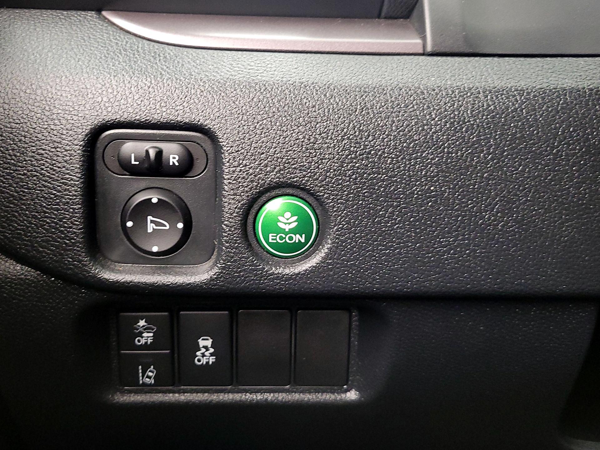 Thumbnail: 2022 Honda Pilot - 13