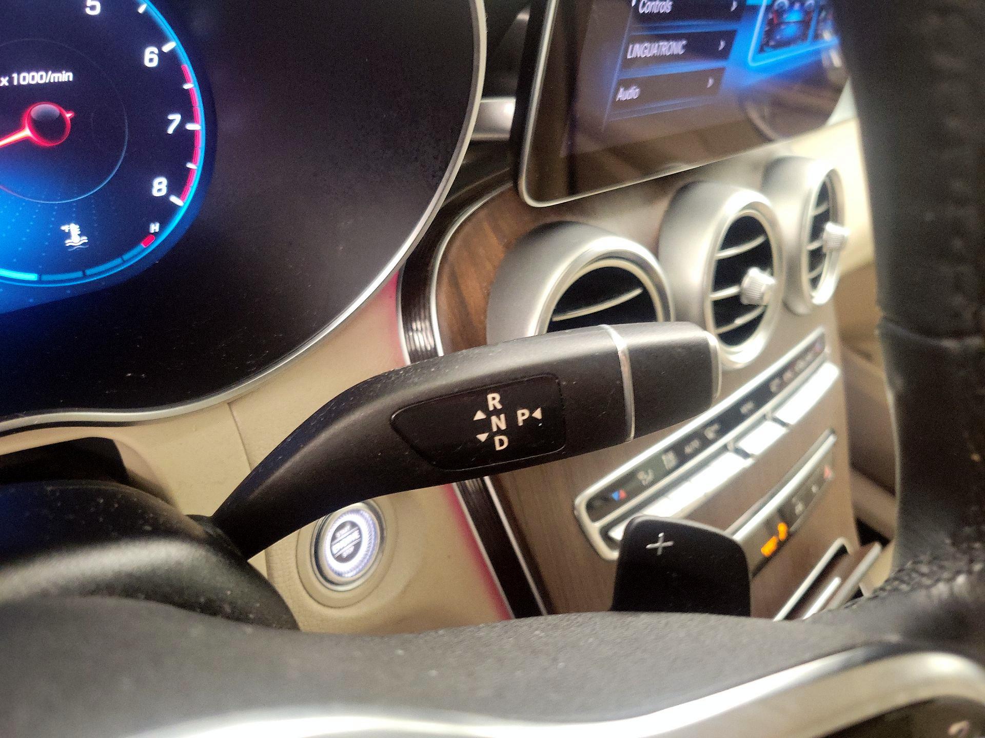 Thumbnail: 2022 Mercedes-Benz GLC - 17