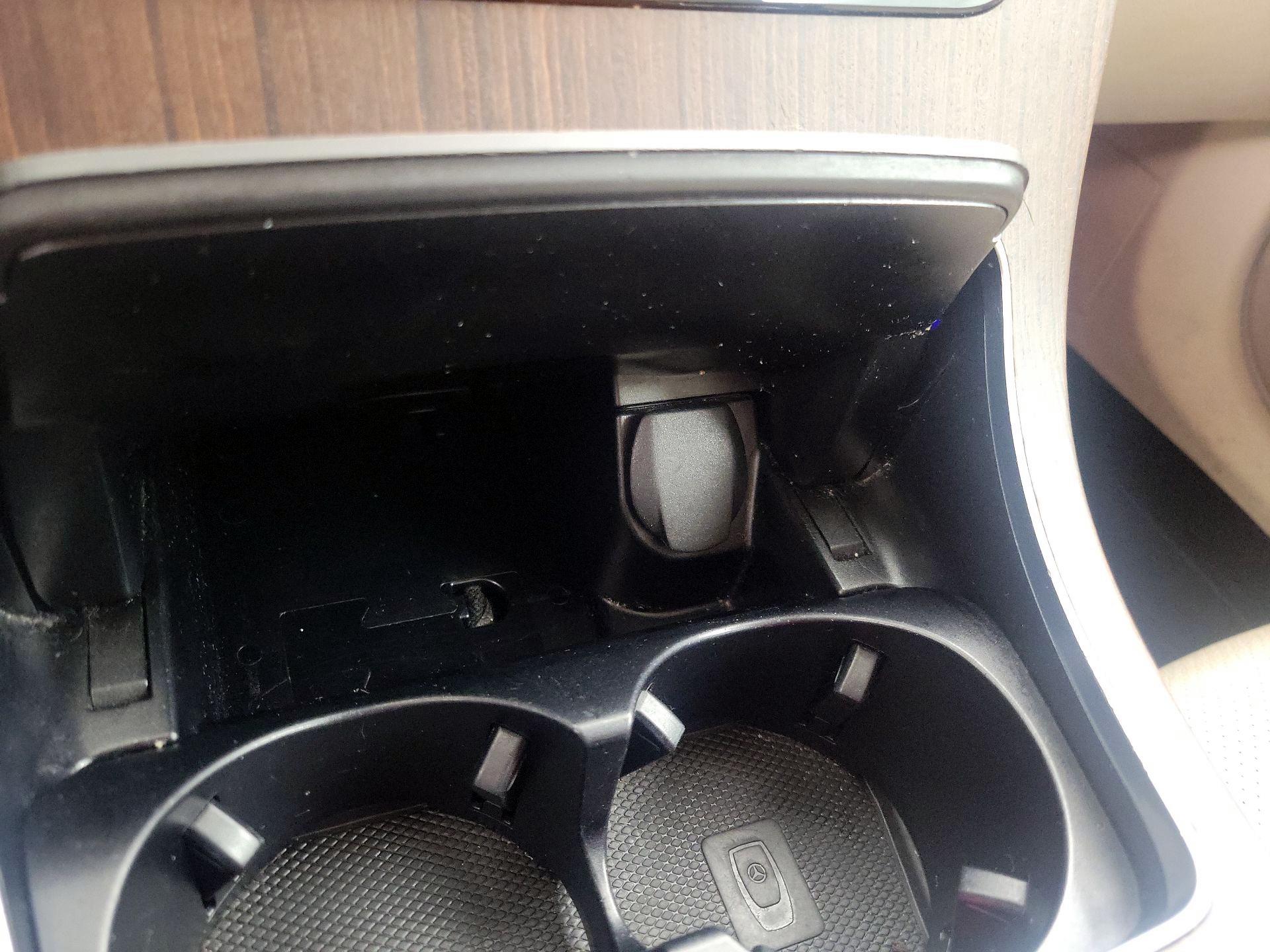 Thumbnail: 2022 Mercedes-Benz GLC - 18