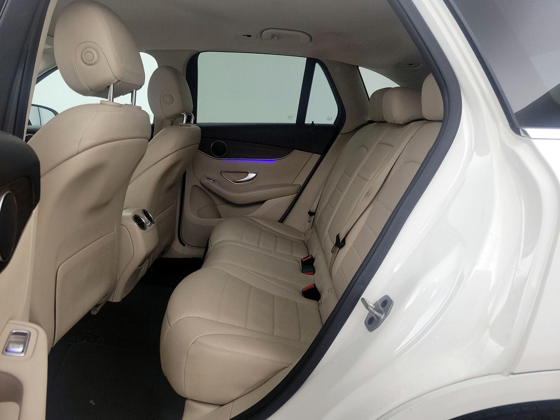 Thumbnail: 2022 Mercedes-Benz GLC - 19