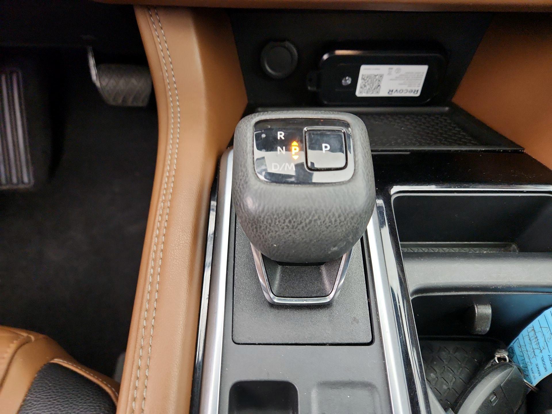 Thumbnail: 2022 Nissan Pathfinder - 17