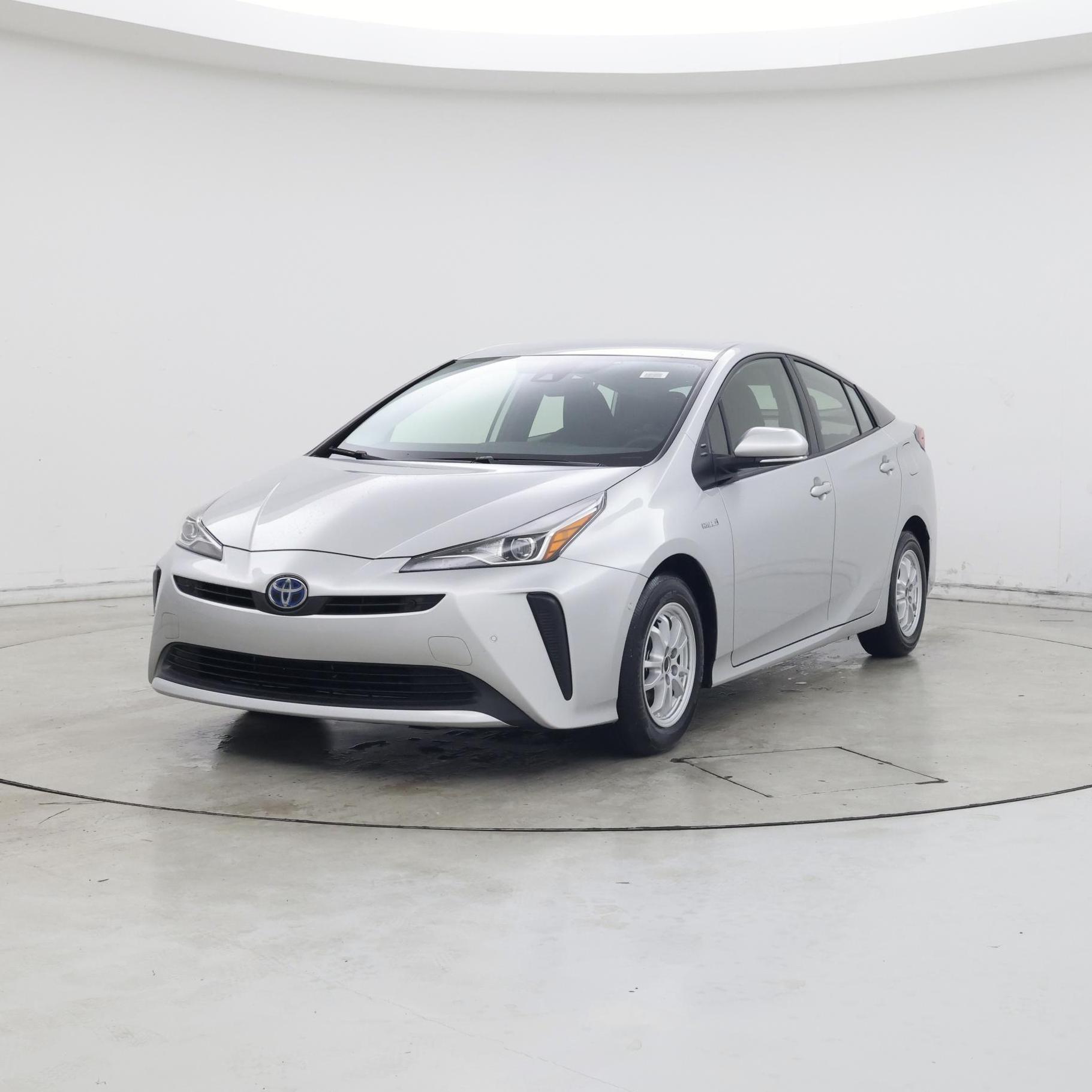 Thumbnail: 2022 Toyota Prius - 4