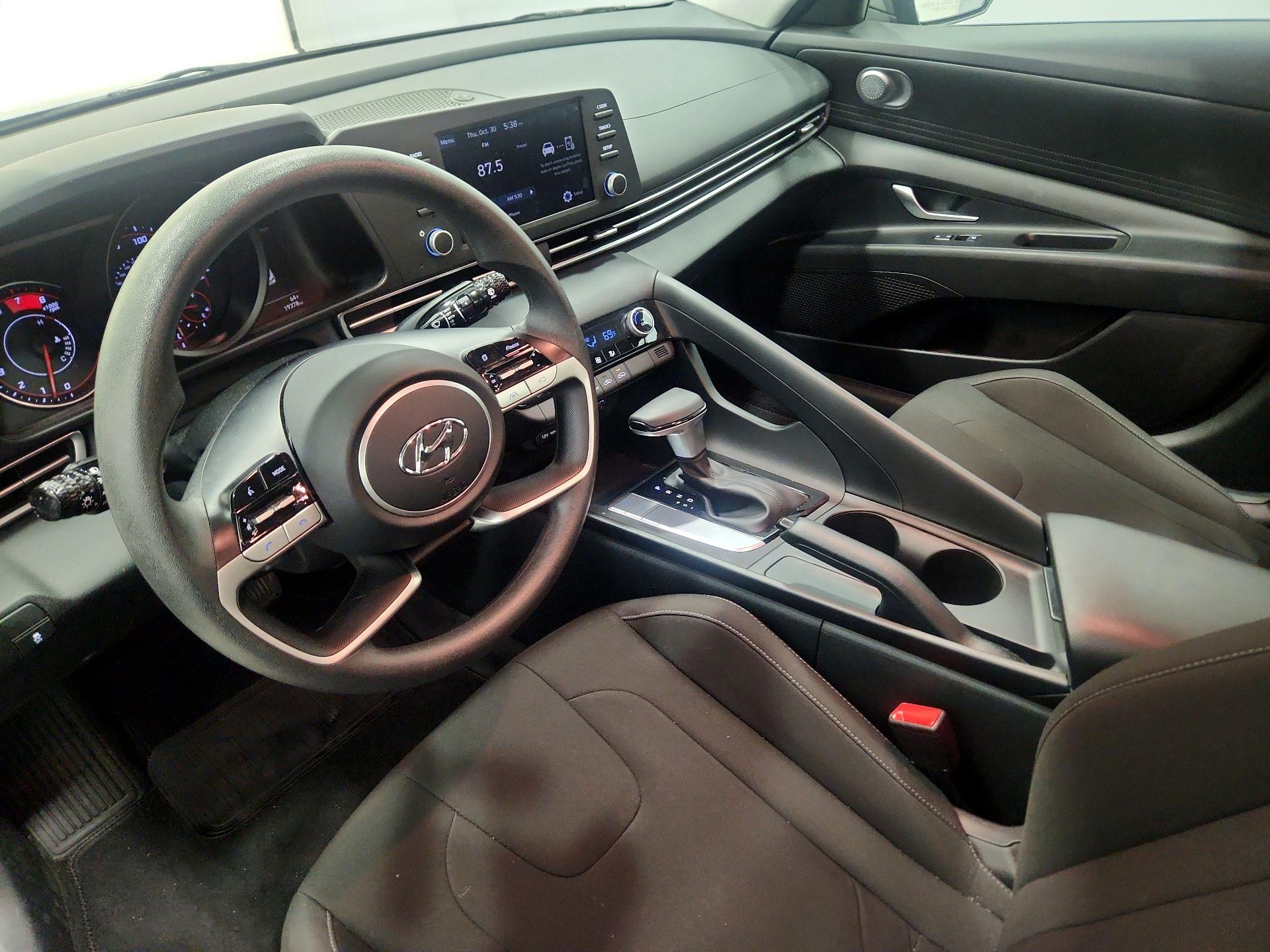 Thumbnail: 2023 Hyundai Elantra - 11