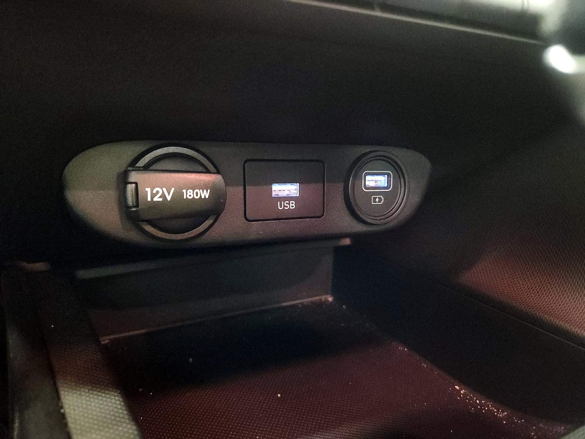 Thumbnail: 2023 Hyundai Elantra - 18