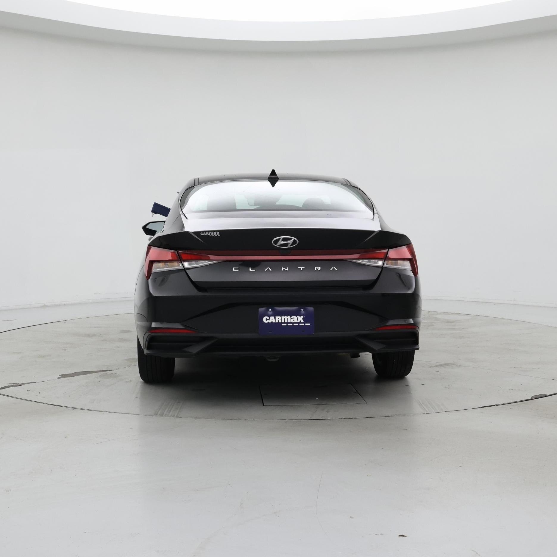 Thumbnail: 2023 Hyundai Elantra - 6