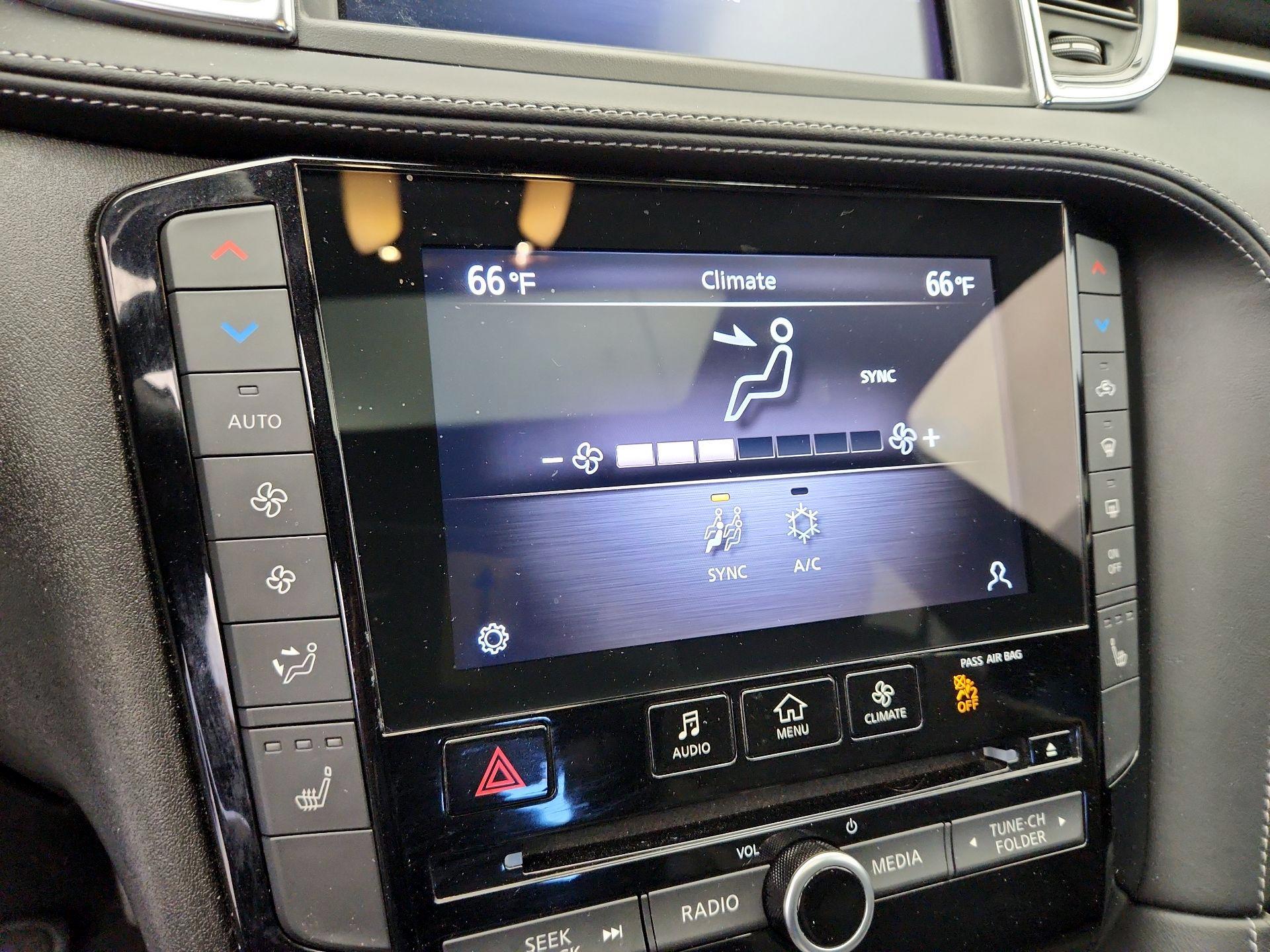 Thumbnail: 2023 INFINITI QX55 - 16