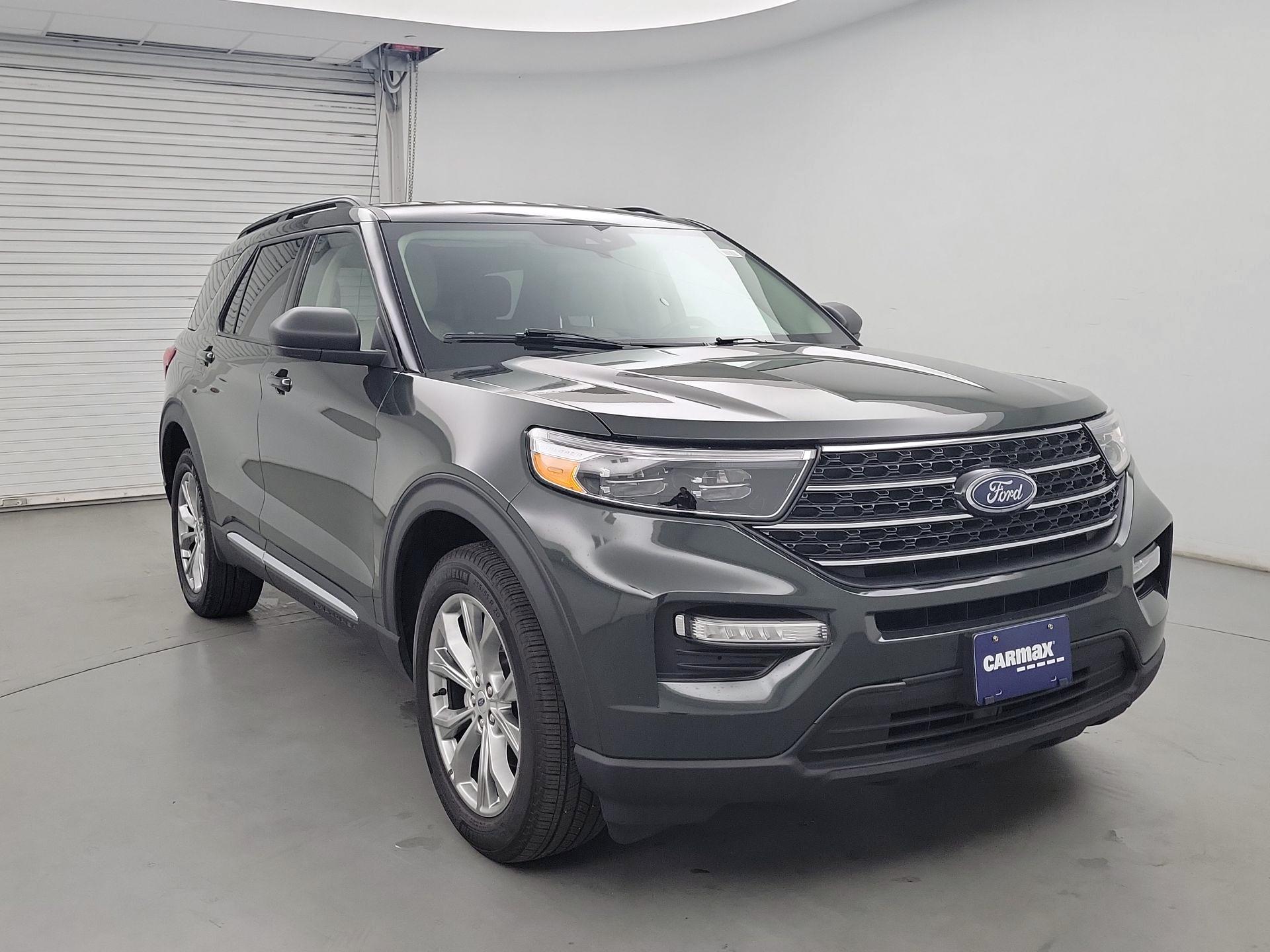 Thumbnail: 2022 Ford Explorer - 1