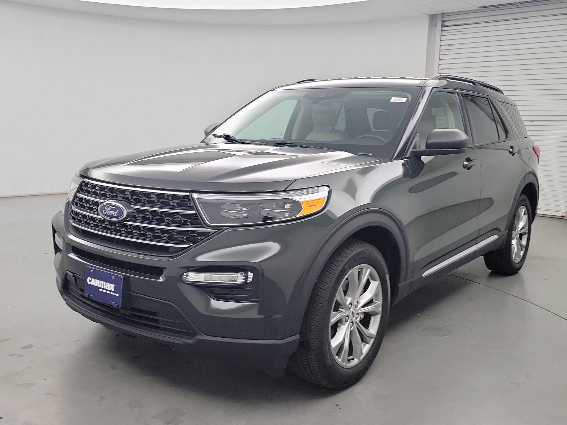 Thumbnail: 2022 Ford Explorer - 3