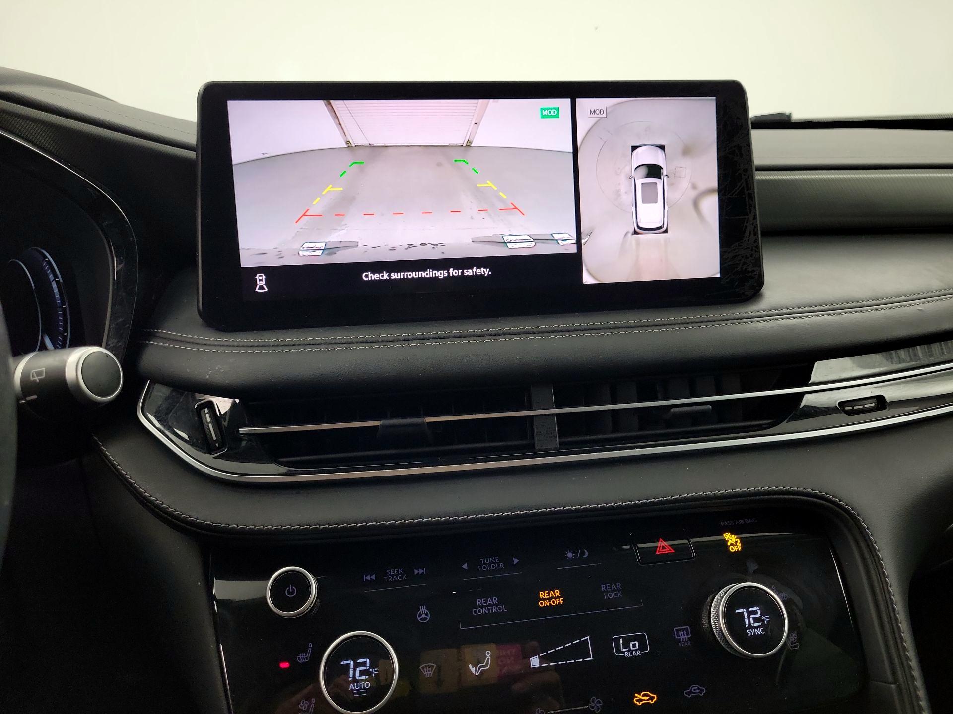 Thumbnail: 2023 INFINITI QX60 - 12