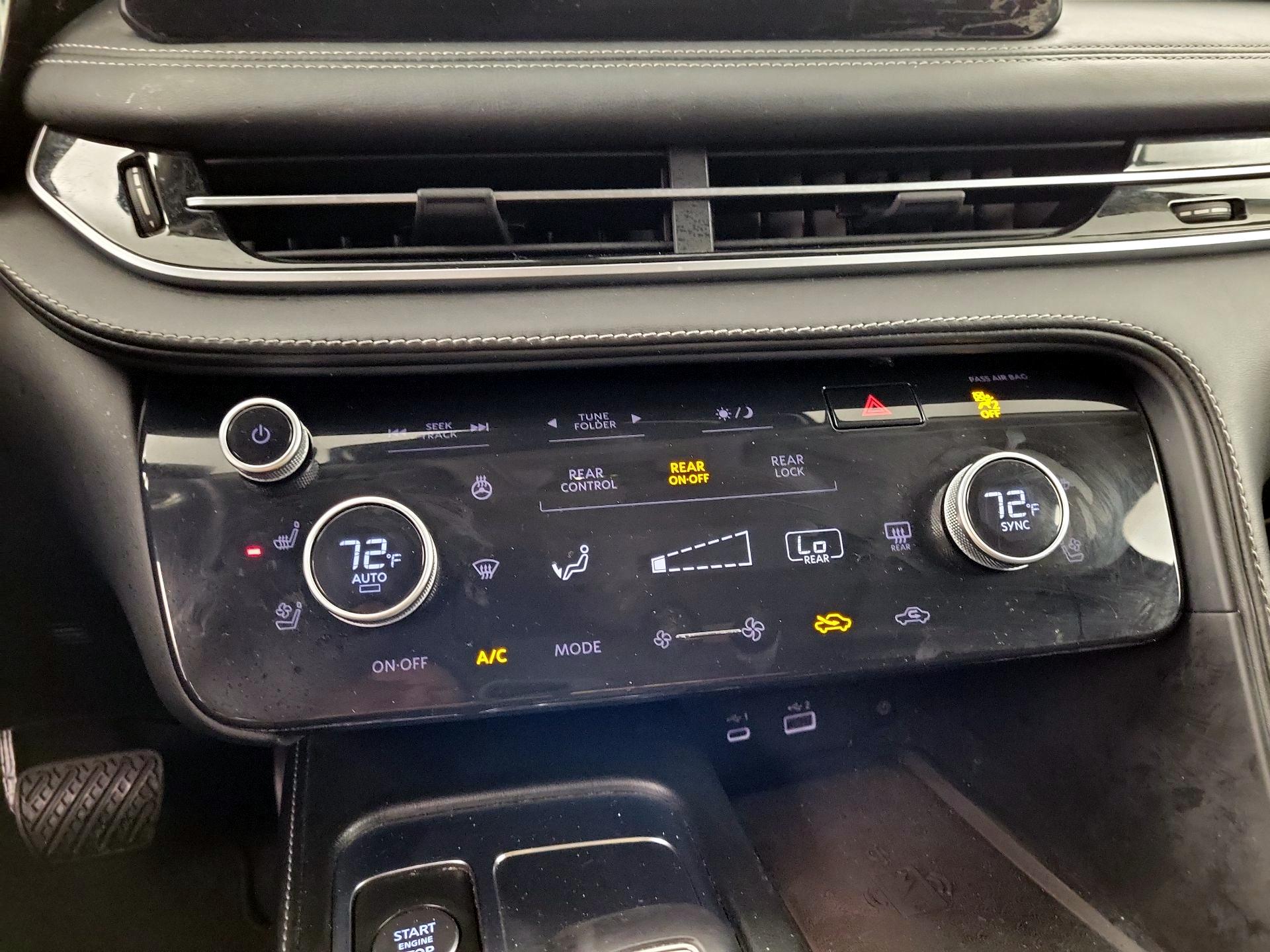 Thumbnail: 2023 INFINITI QX60 - 14