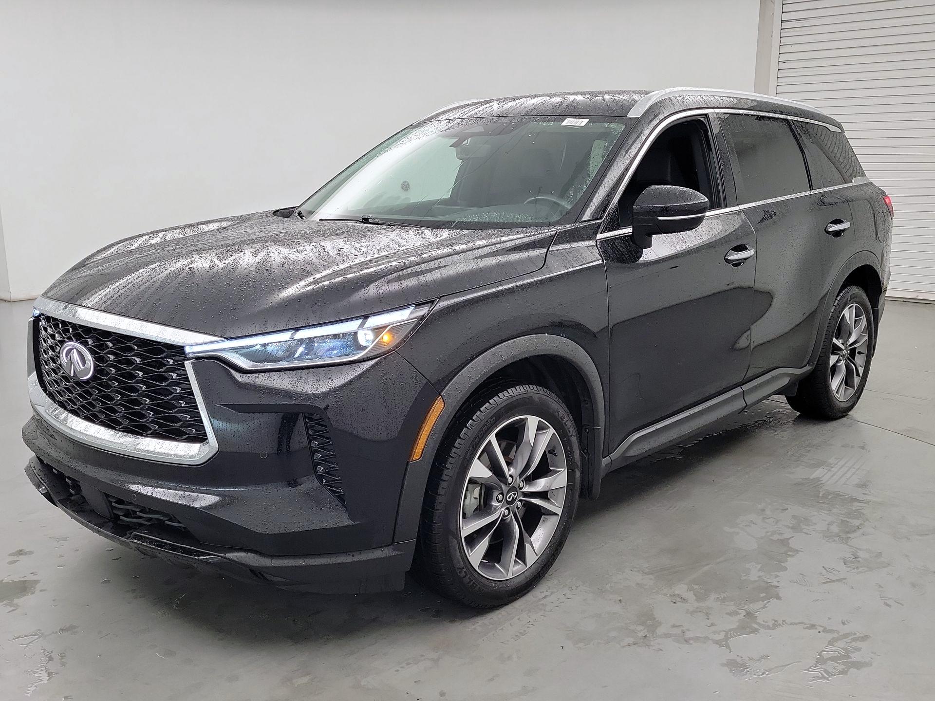 Thumbnail: 2023 INFINITI QX60 - 3