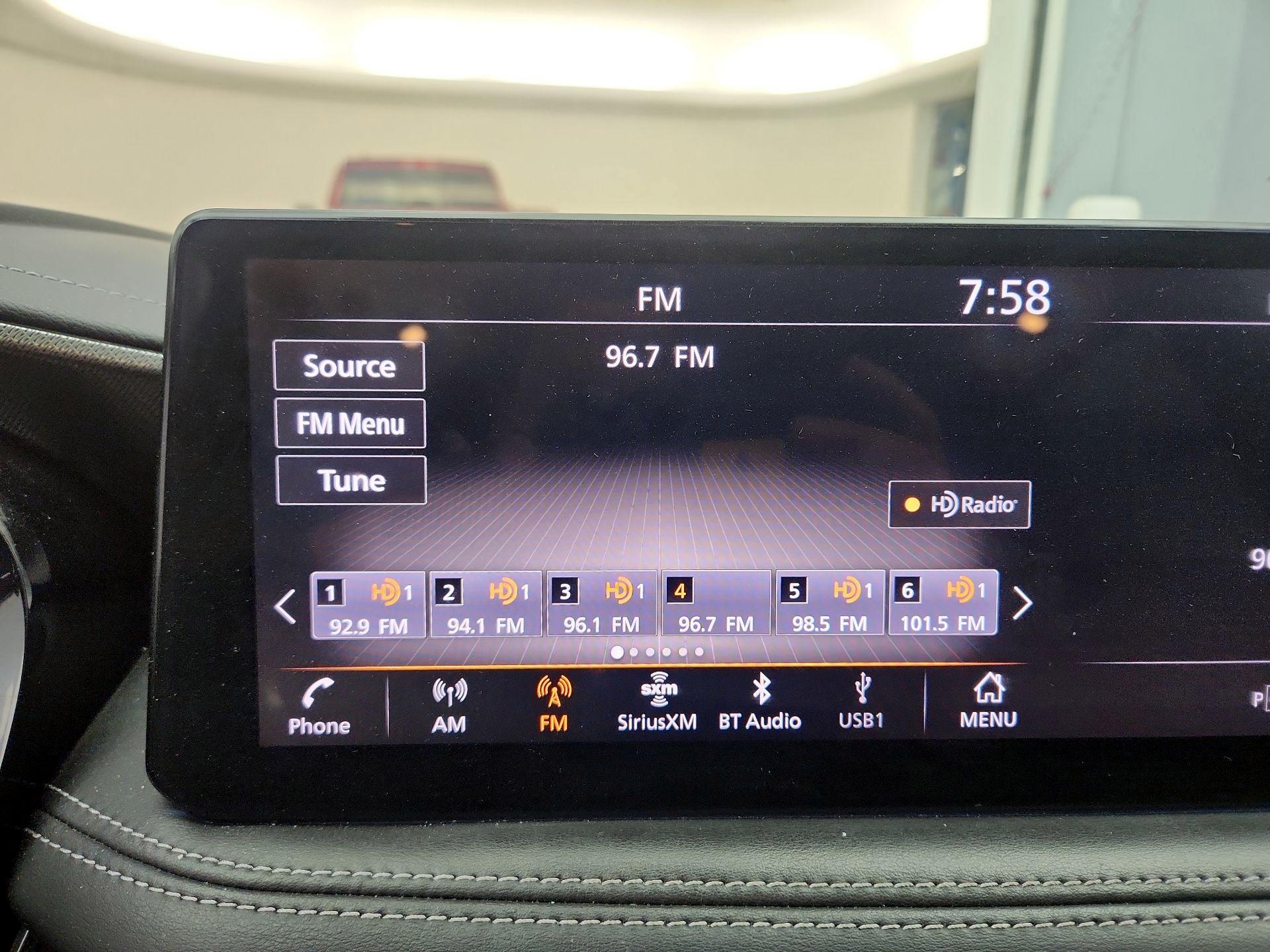 Thumbnail: 2022 INFINITI QX60 - 16