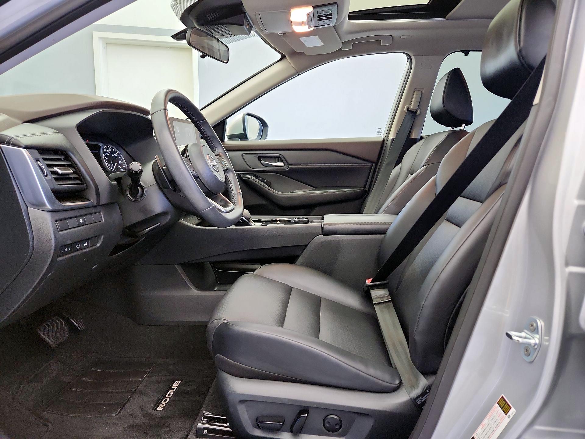 Thumbnail: 2023 Nissan Rogue - 11