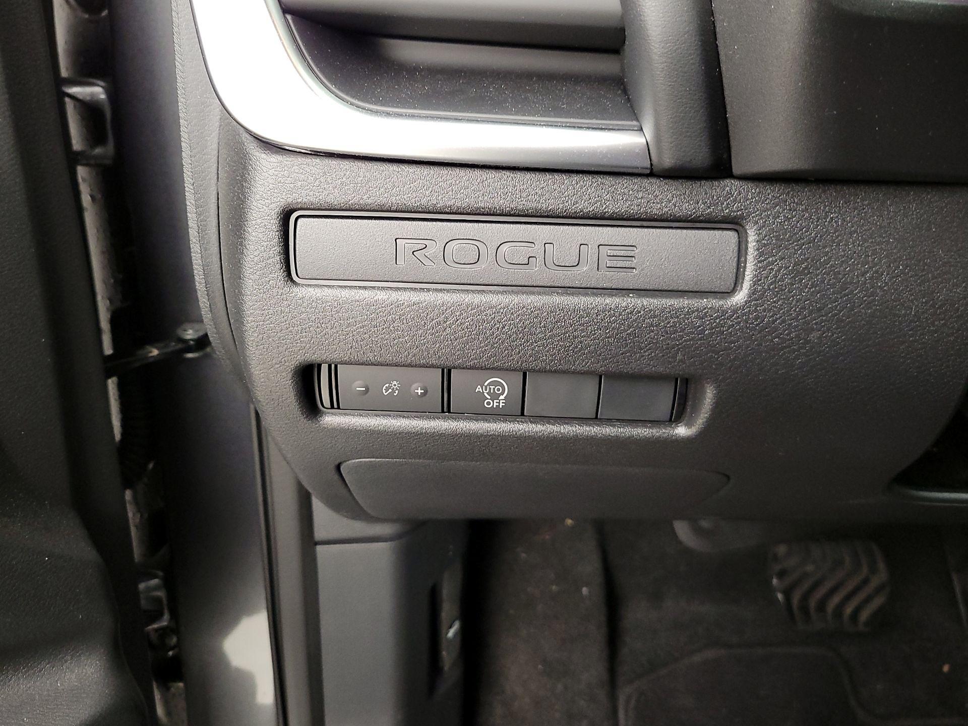 Thumbnail: 2023 Nissan Rogue - 13