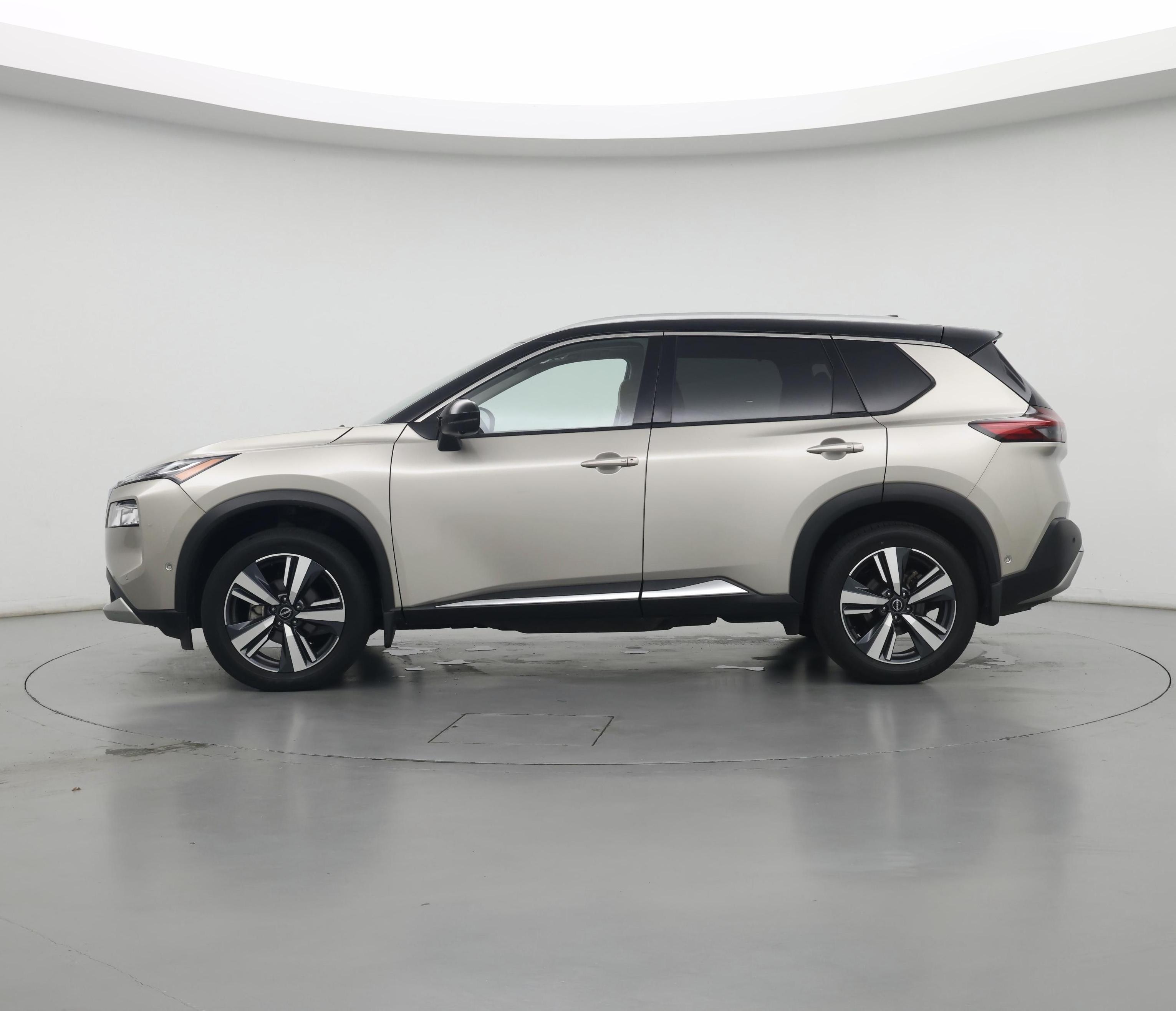 Thumbnail: 2022 Nissan Rogue - 3