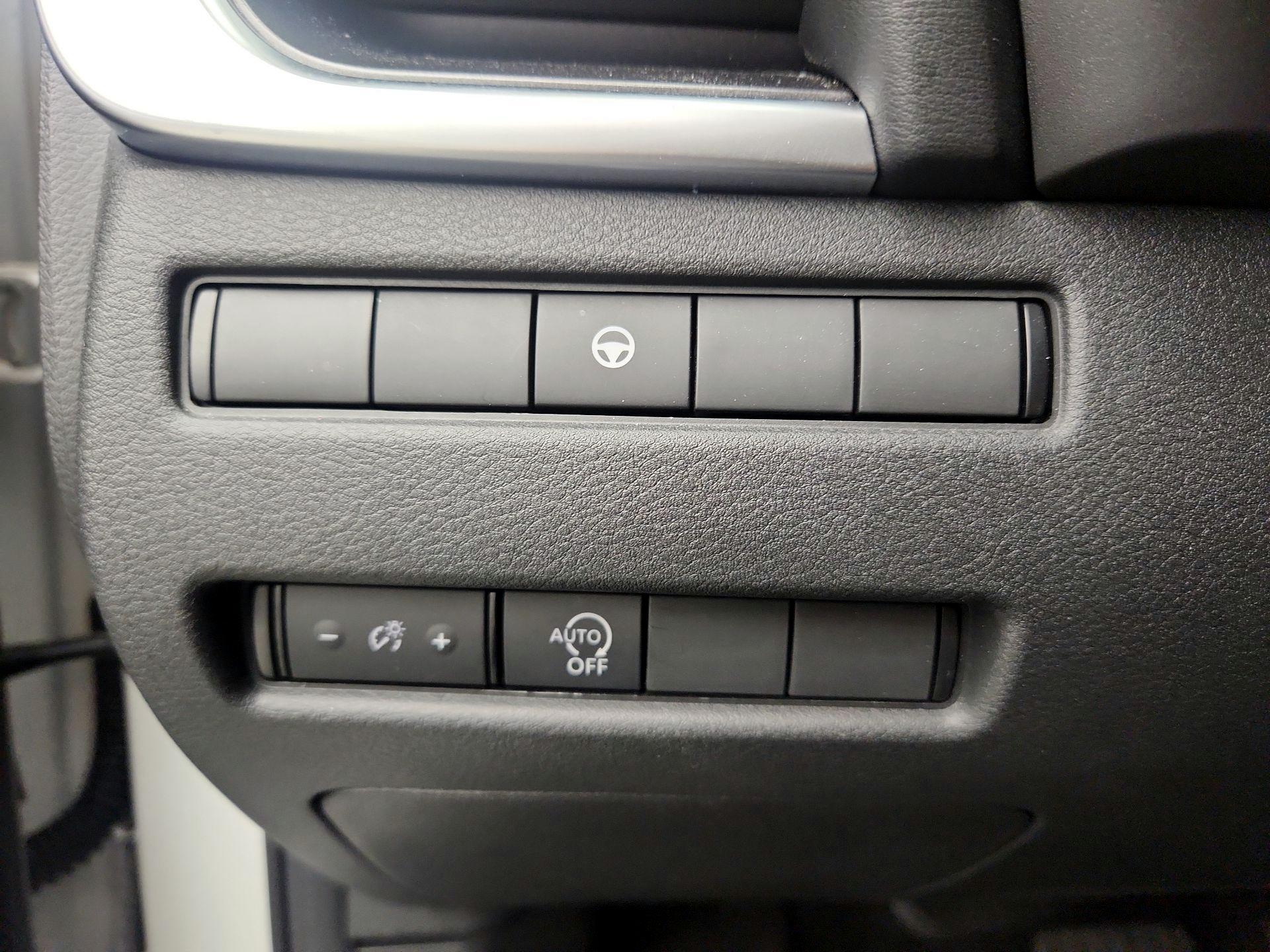 Thumbnail: 2023 Nissan Rogue - 13