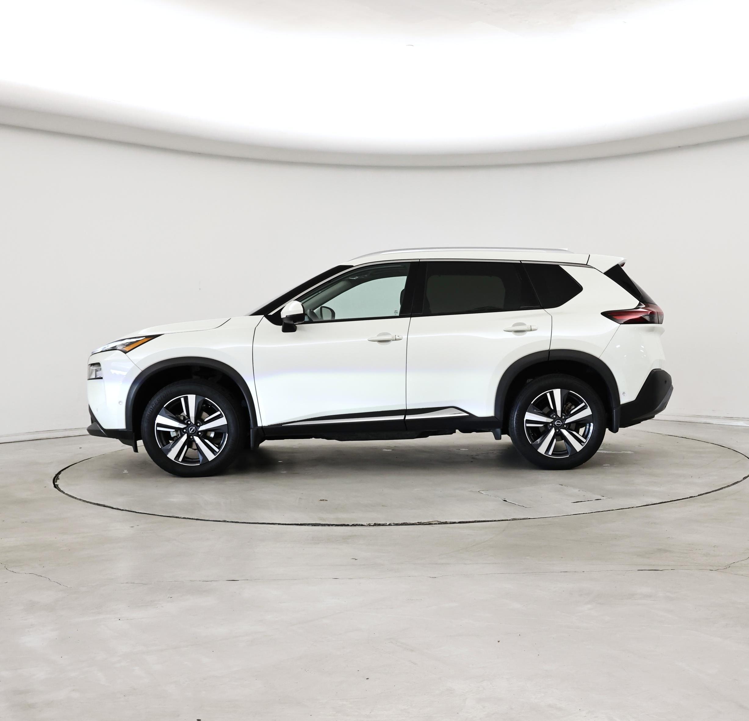 Thumbnail: 2023 Nissan Rogue - 3