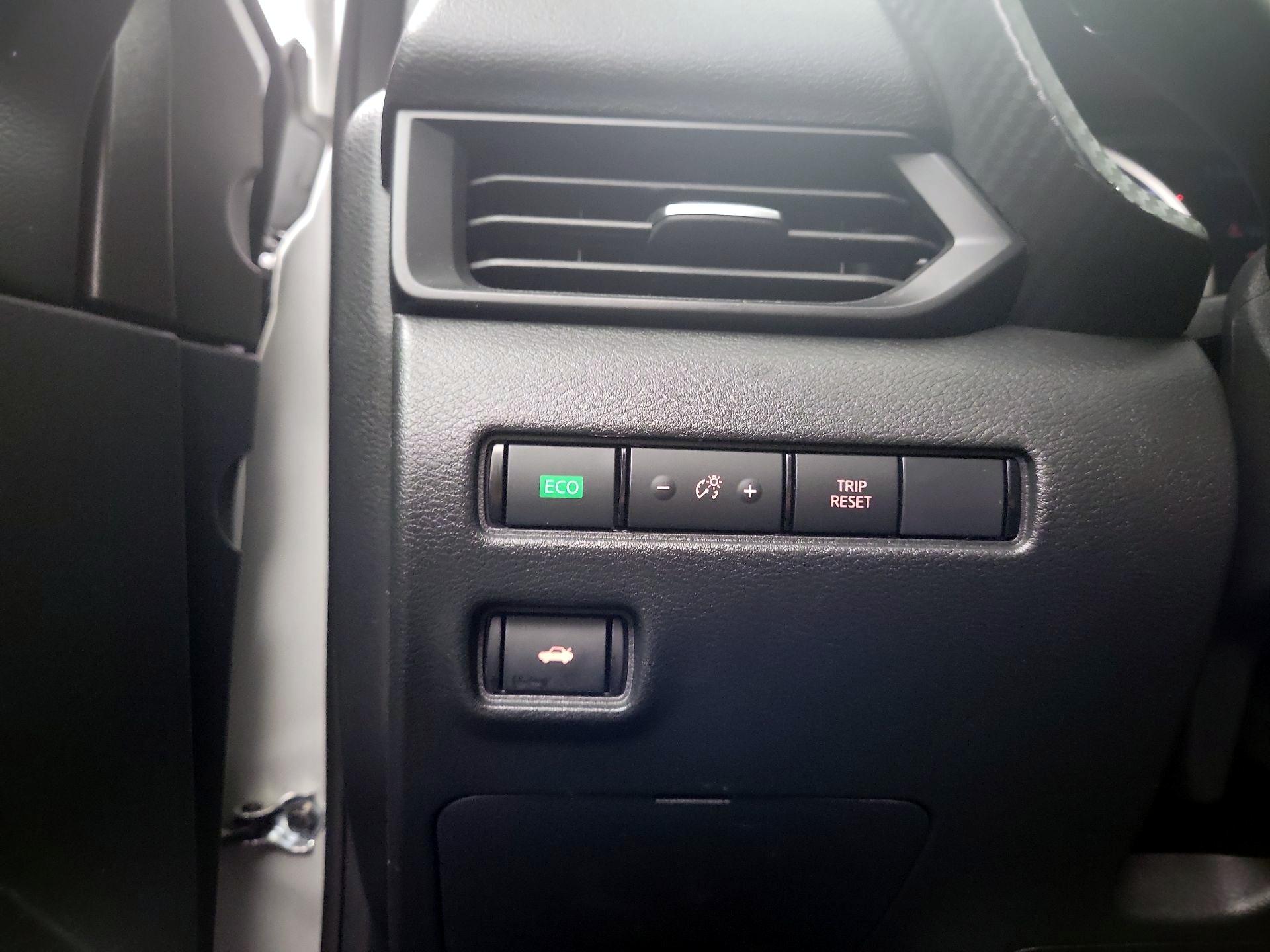 Thumbnail: 2023 Nissan Sentra - 11