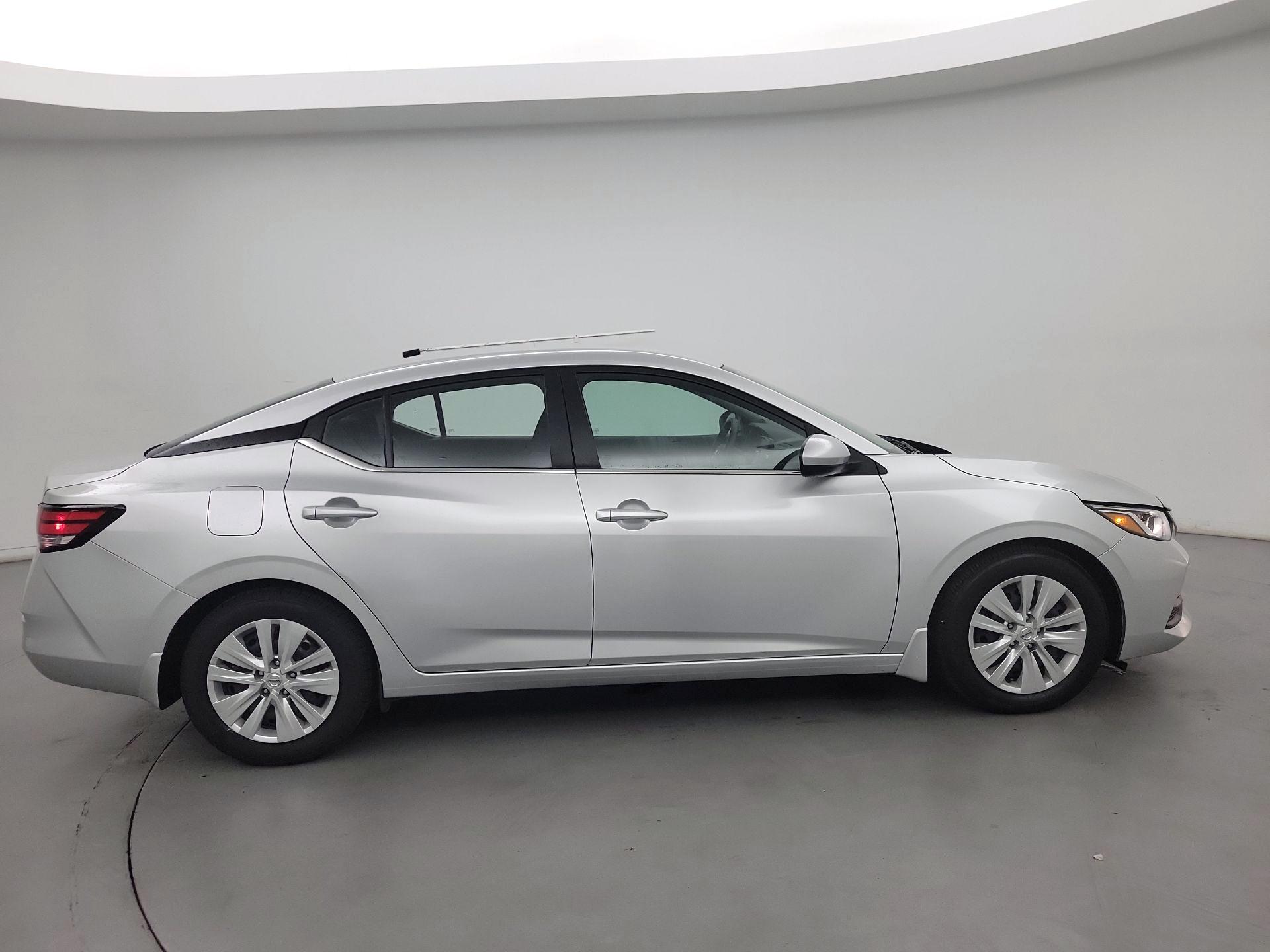 Thumbnail: 2023 Nissan Sentra - 4