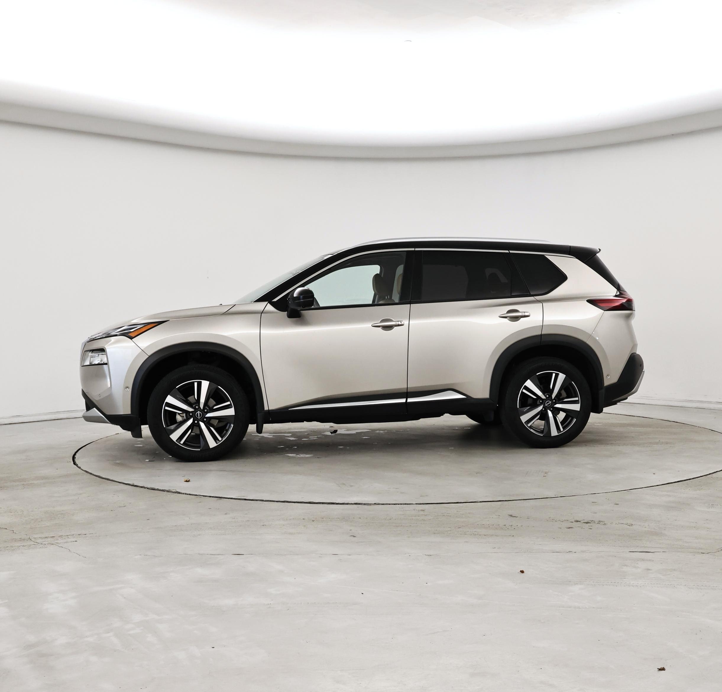 Thumbnail: 2022 Nissan Rogue - 3