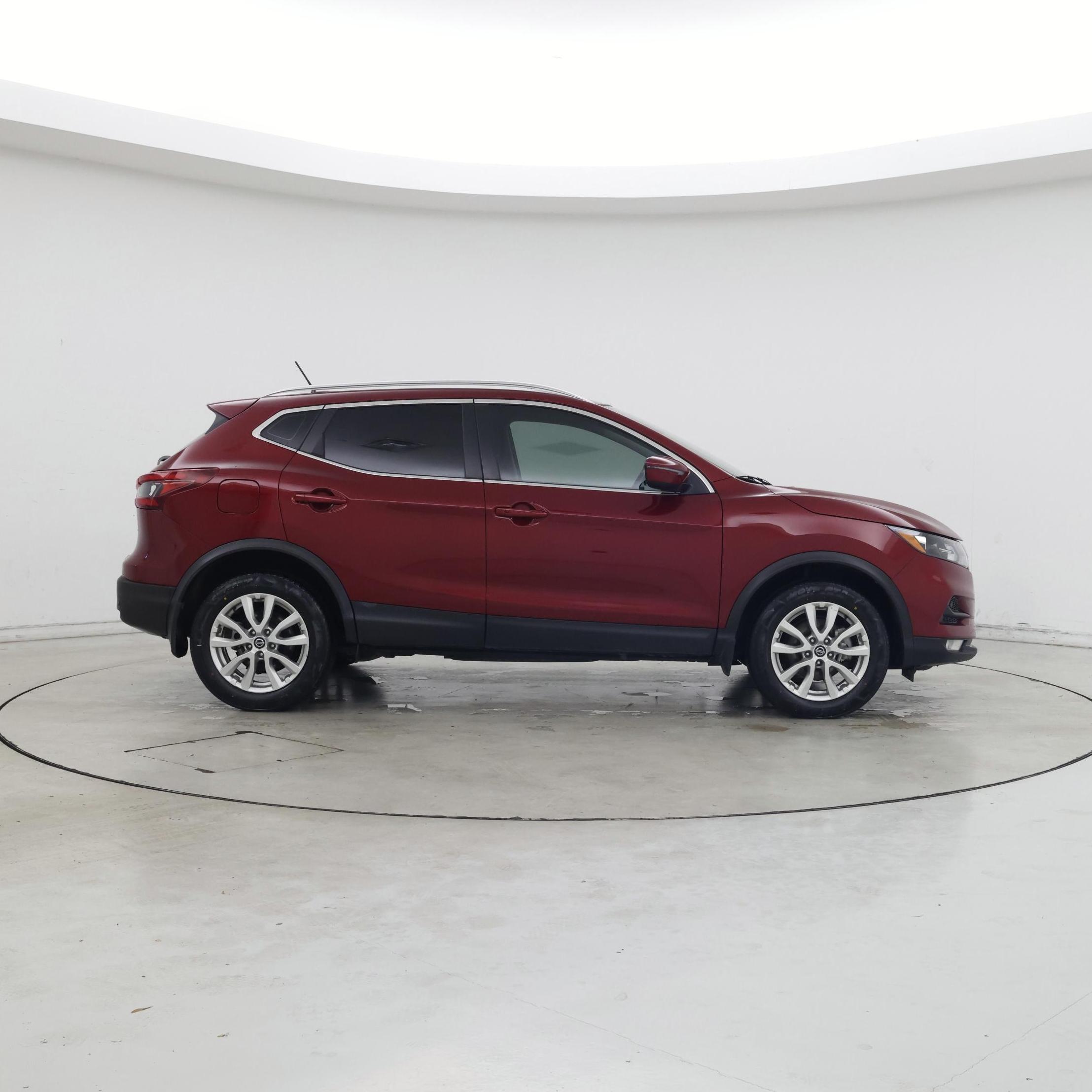 Thumbnail: 2021 Nissan Rogue Sport - 7