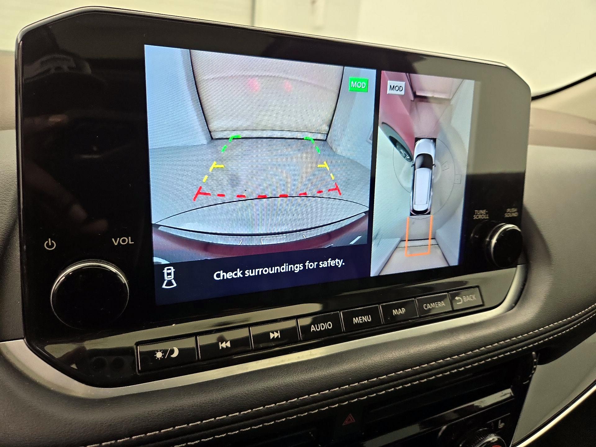 Thumbnail: 2023 Nissan Rogue - 15