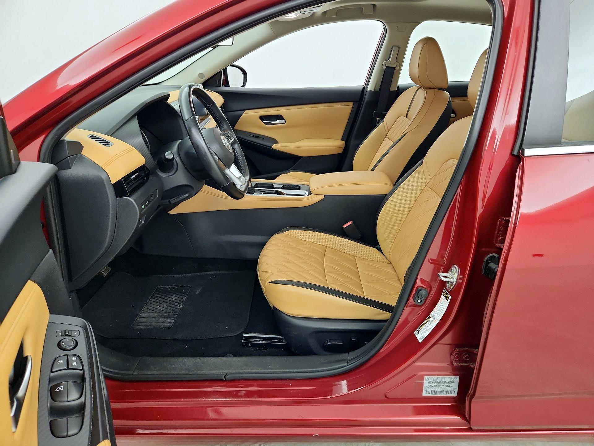 Thumbnail: 2023 Nissan Sentra - 11