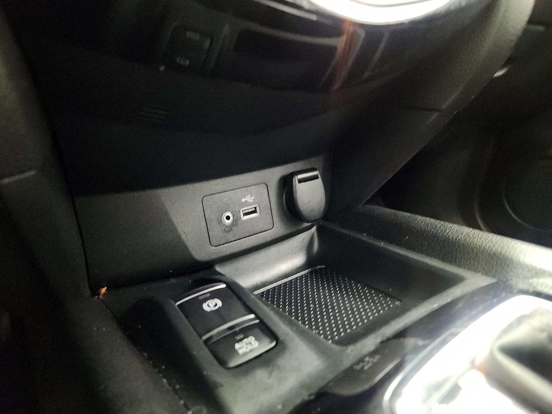 Thumbnail: 2022 Nissan Rogue Sport - 19